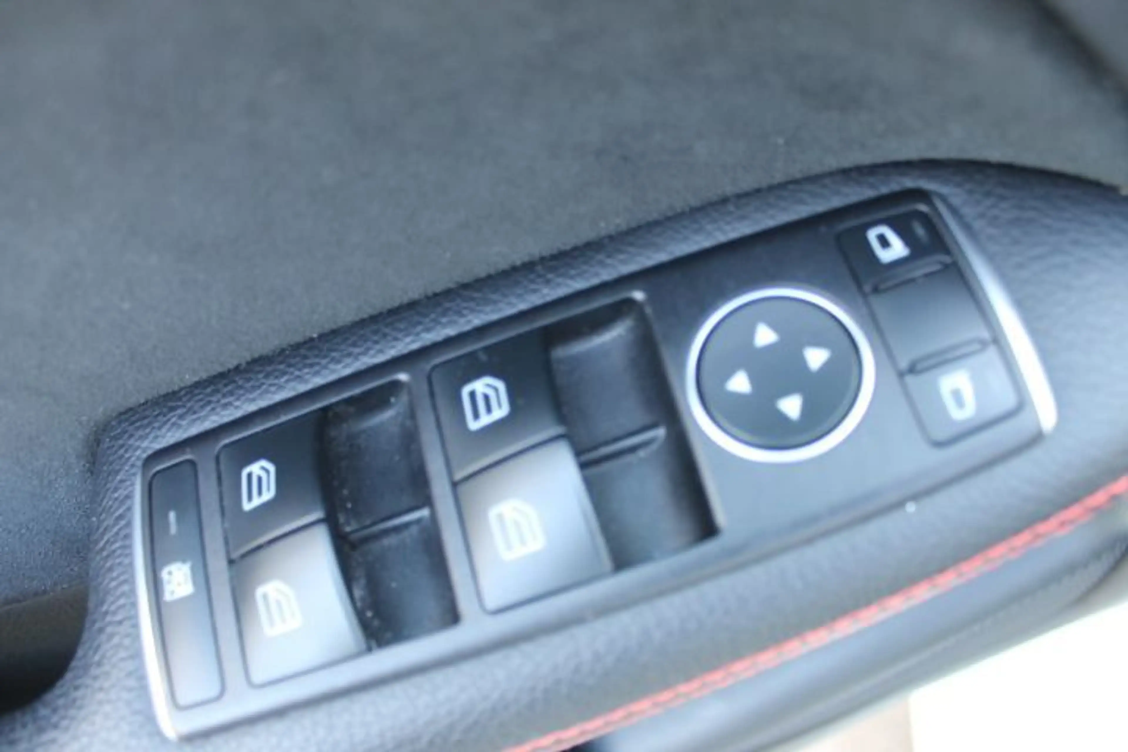 Mercedes-Benz B 200 d 4MATIC Aut.AMG Line*** — photo 13