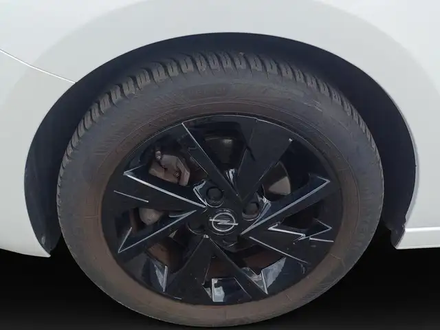 Opel Corsa view 8