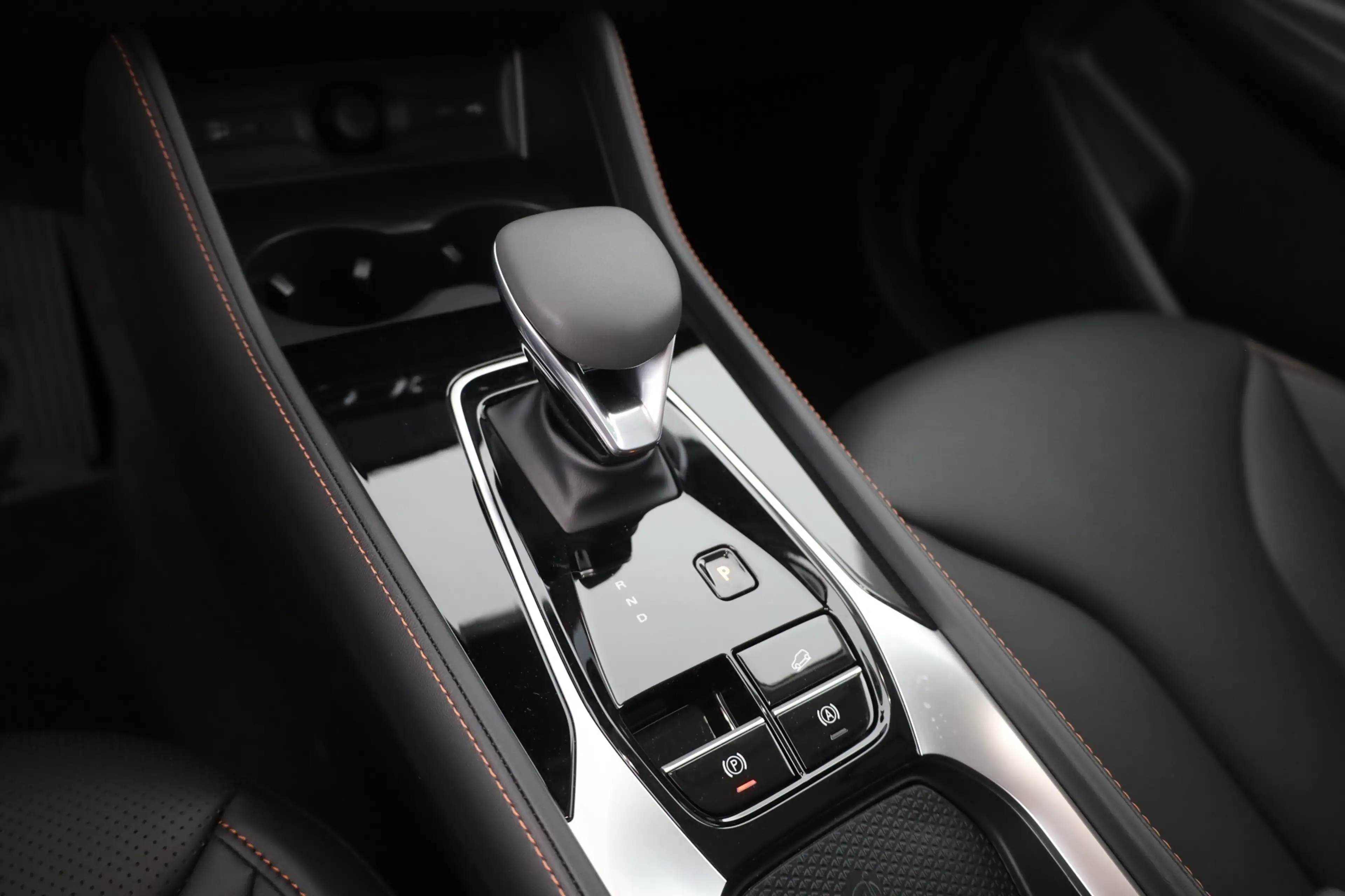MG HS 1.5 T-GDI Hybrid+ Luxury Aut. LED ACC Navi — photo 14