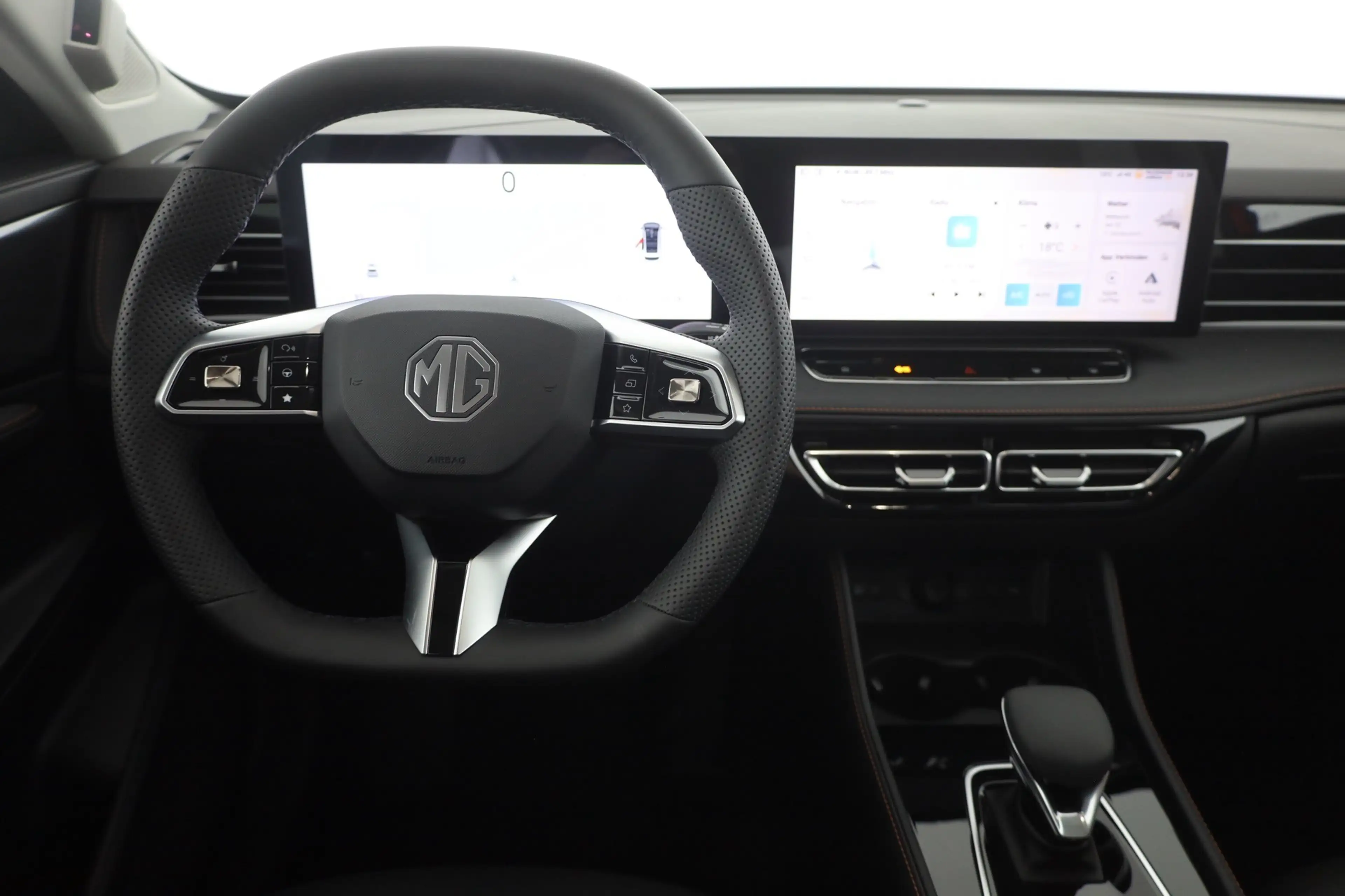 MG HS 1.5 T-GDI Hybrid+ Luxury Aut. LED ACC Navi — photo 11