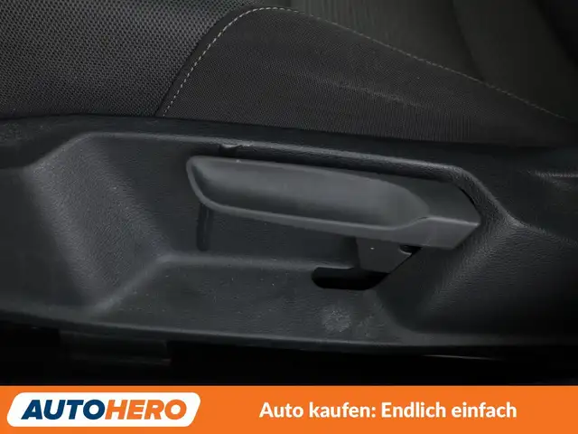 Volkswagen Golf view 30