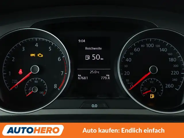 Volkswagen Golf view 20