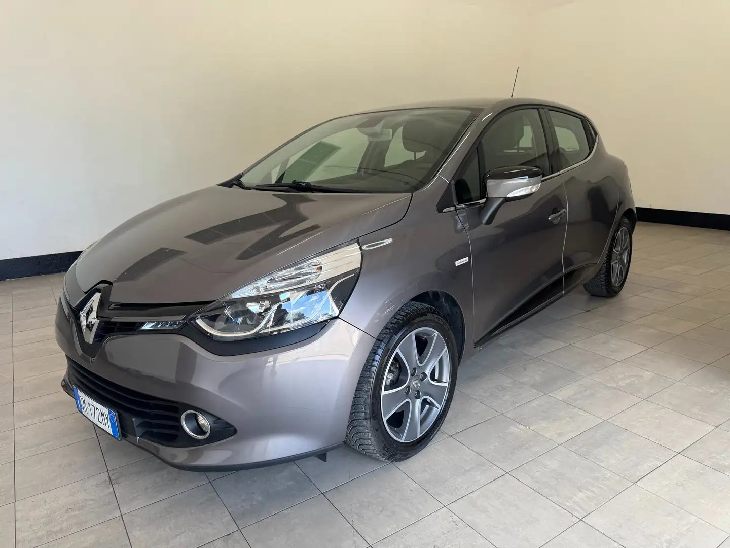 Renault Clio Clio IV 2012 5p 1.5 dci Costume National 90cv Grigio - 2
