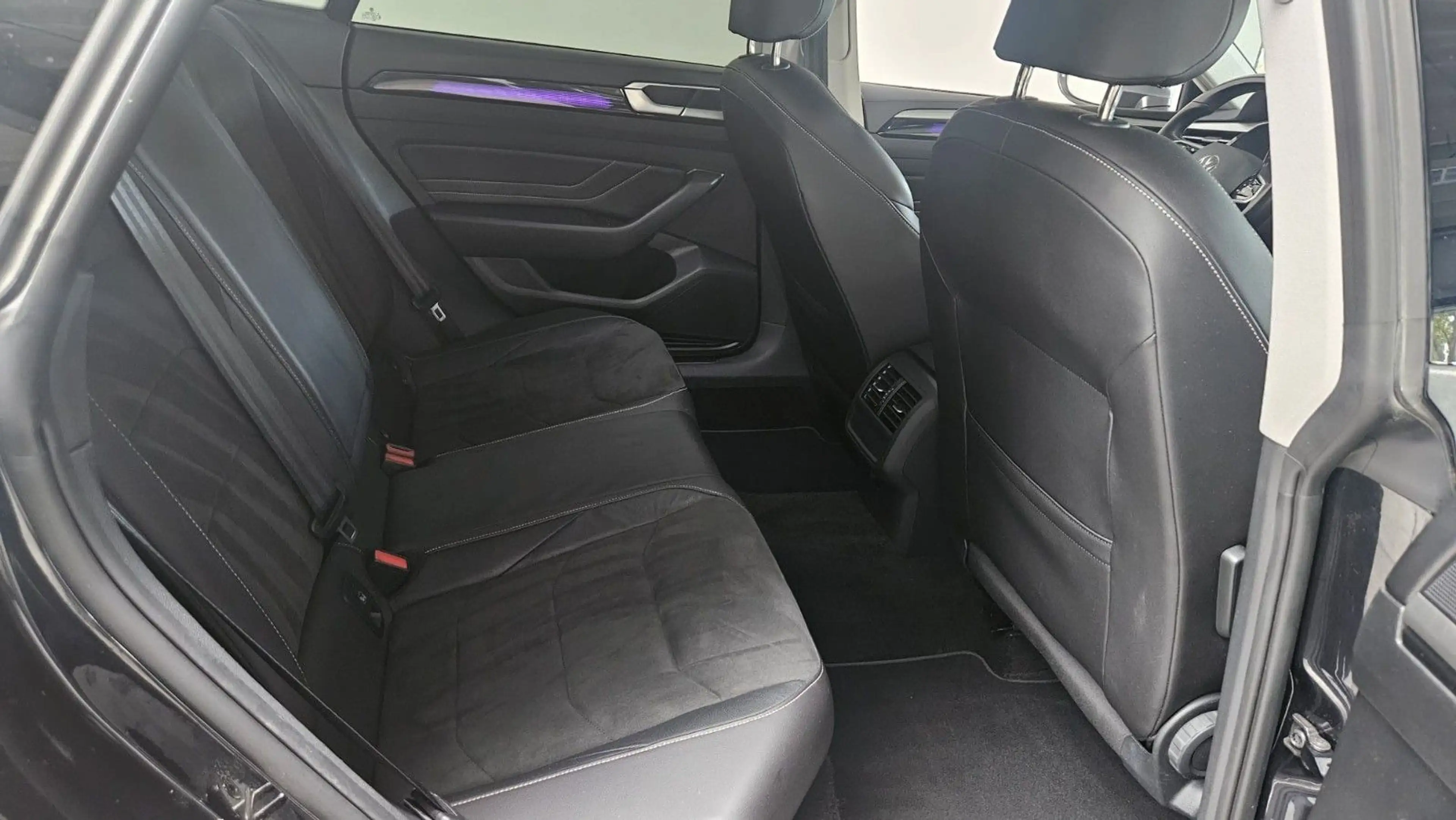 Volkswagen Arteon 2.0 TDI Elegance ACC LED Navi Kamera PDC — photo 15