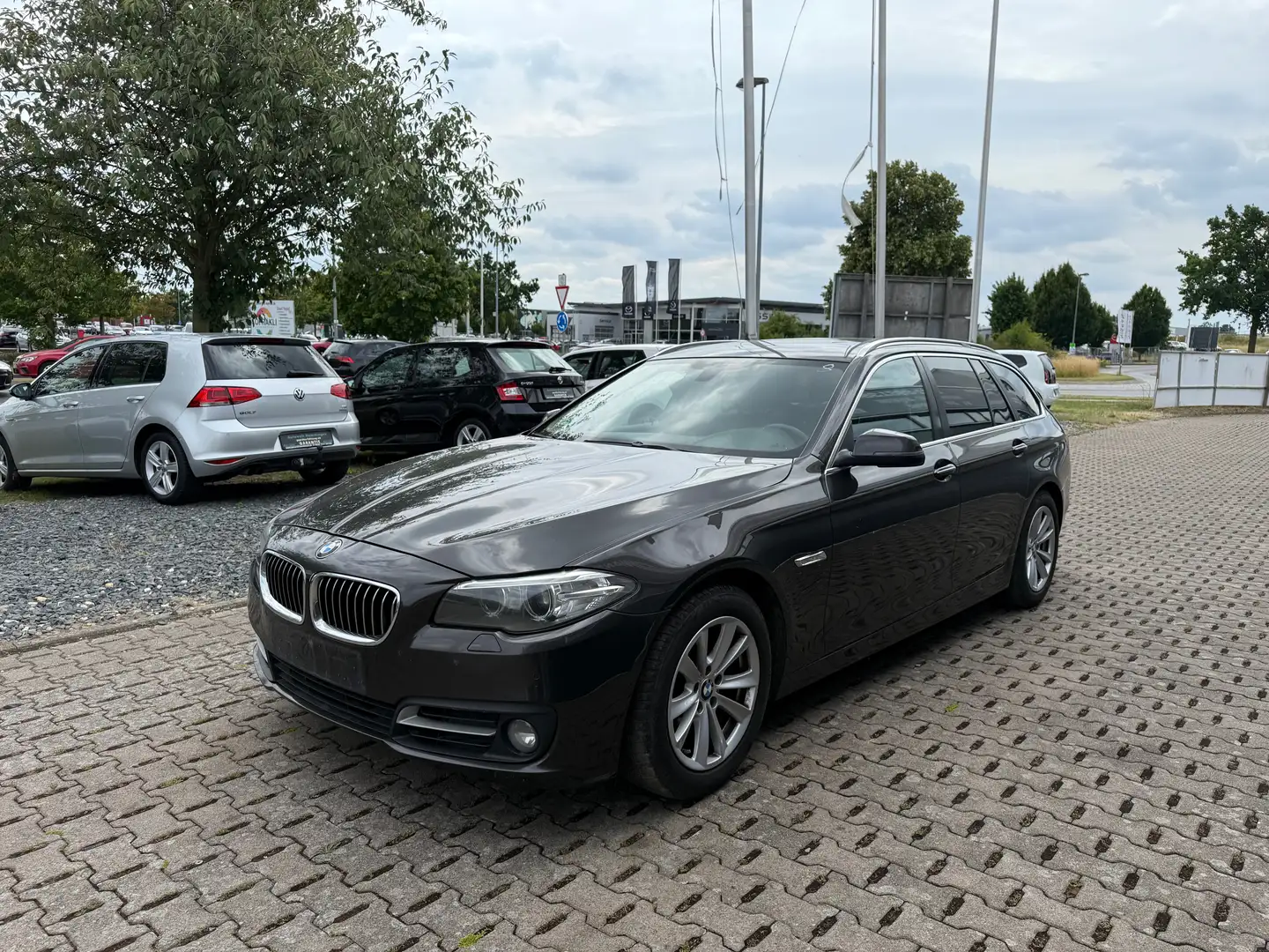 BMW 530 d 3.0 Touring***MOTORSCHADEN*** Bruin - 1