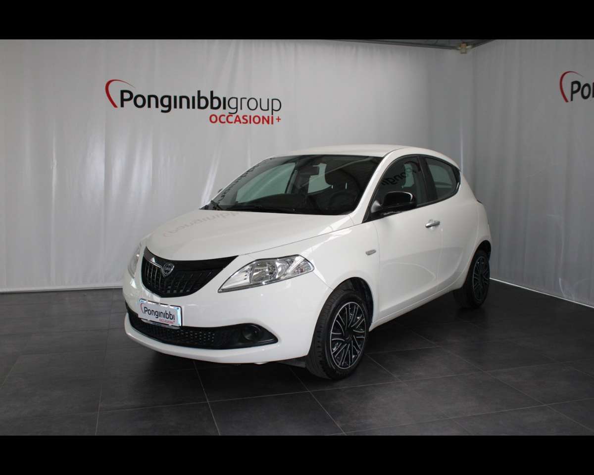 Lancia Ypsilon III 2021 1.0 firefly hybrid Gold Plus s&s 70cv