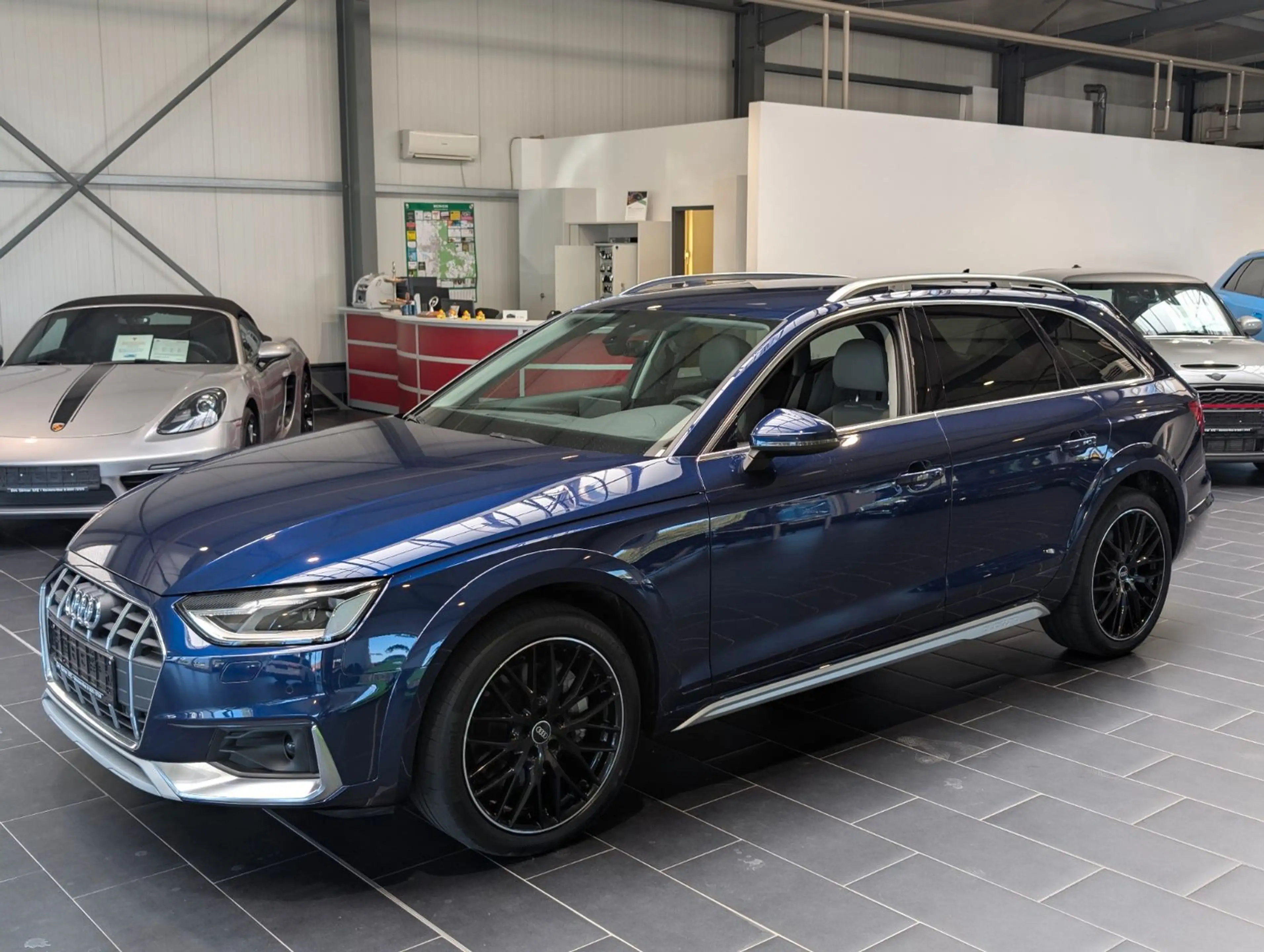 Audi A4 allroad quattro 45 TFSI S tronic 8-fach