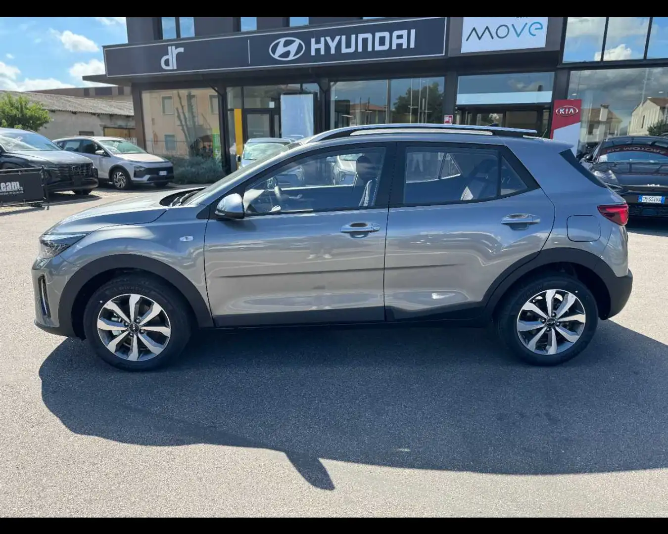 Kia Stonic 1.0 t-gdi mhev Urban 100cv mt Grigio - 2