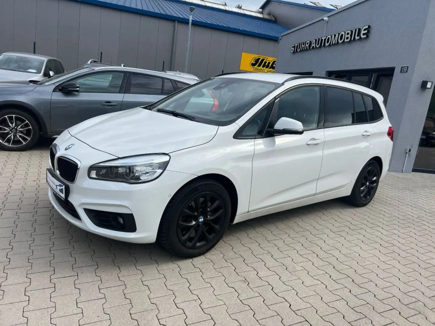 BMW 220 xDrive Avantgarde Aut. AHK LED Blanc - 2