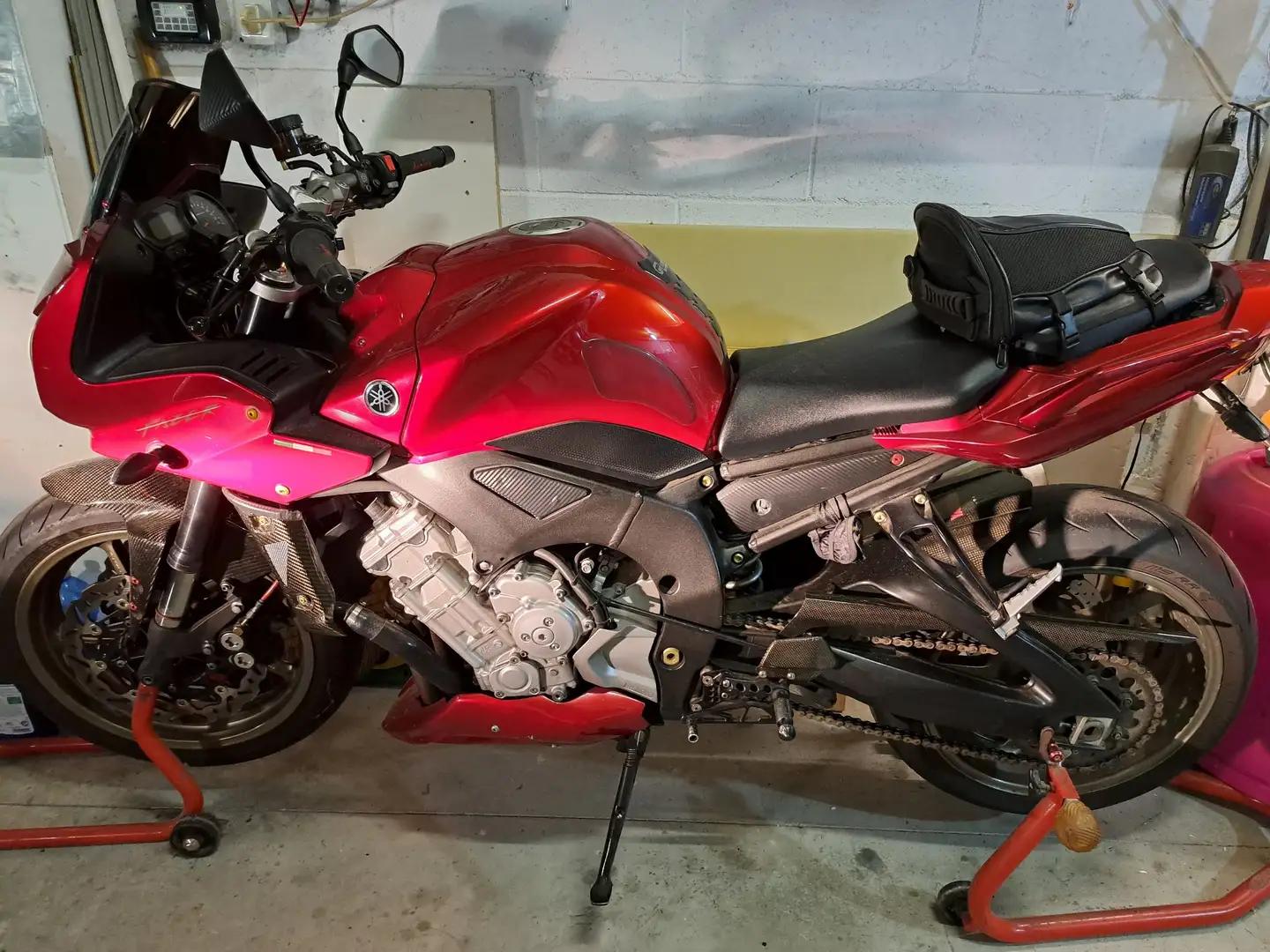 Yamaha FZR 1000 fzs 1000 Rojo - 1
