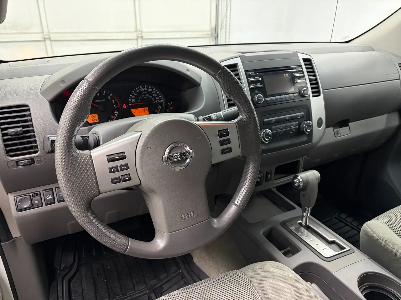 Nissan Frontier снимка Nissan Frontier