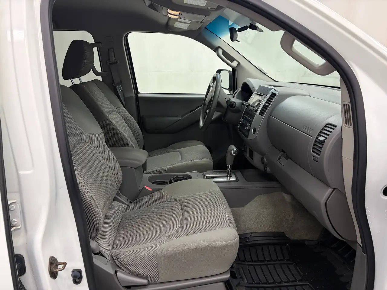 Nissan Frontier снимка Nissan Frontier
