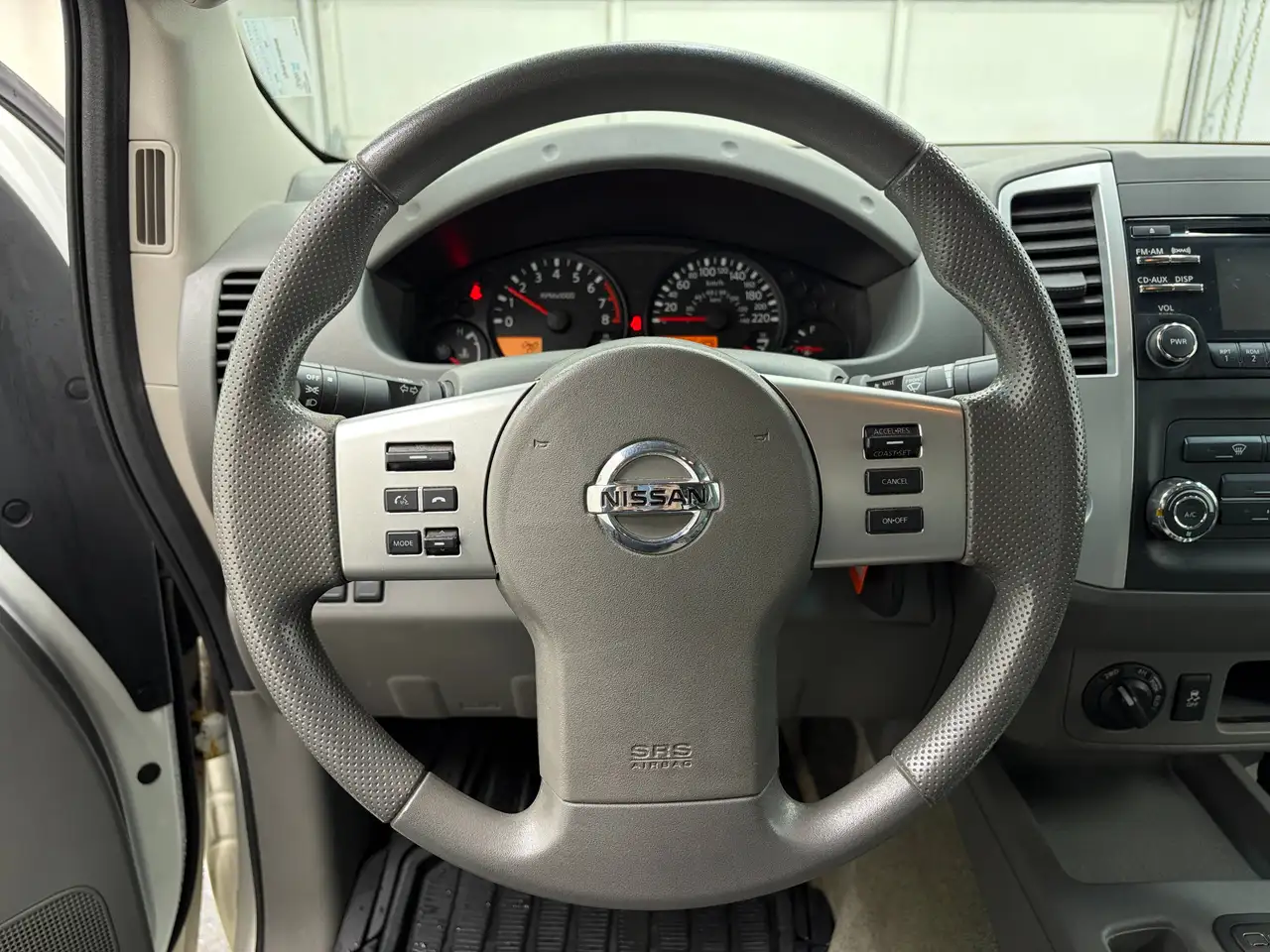 Nissan Frontier снимка Nissan Frontier