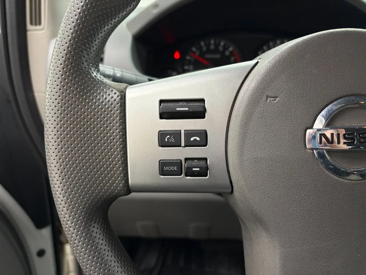 Nissan Frontier снимка Nissan Frontier