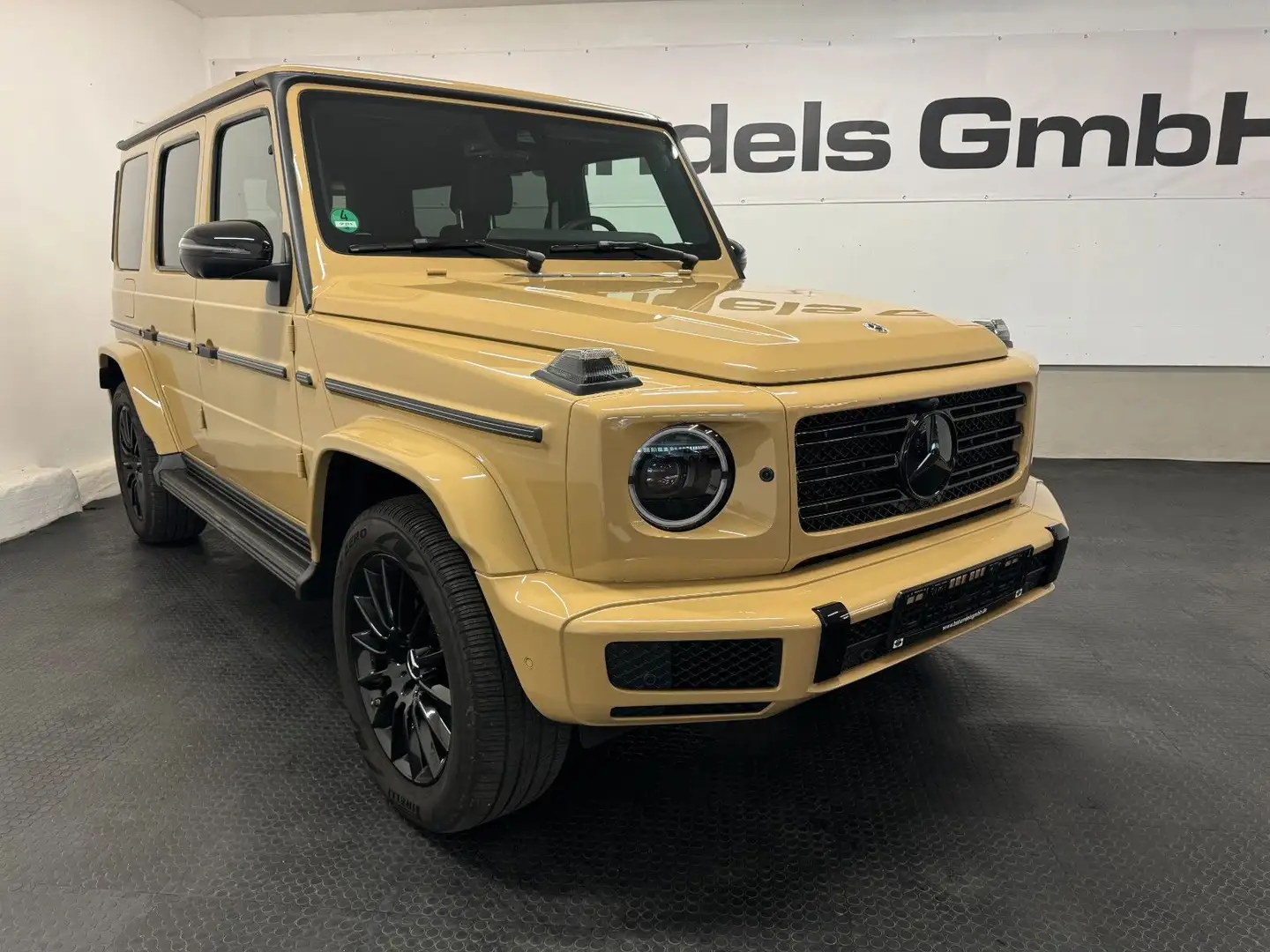 Mercedes-Benz G 400 d*AMG LINE*NIGHT I+II*SUPERIOR*STHZ*BURM* Beige - 1