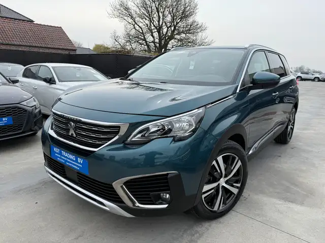 Peugeot 5008 1.2i AUTOMAAT 7 ZIT LEDER NAVIGATIE CARPLAY LED