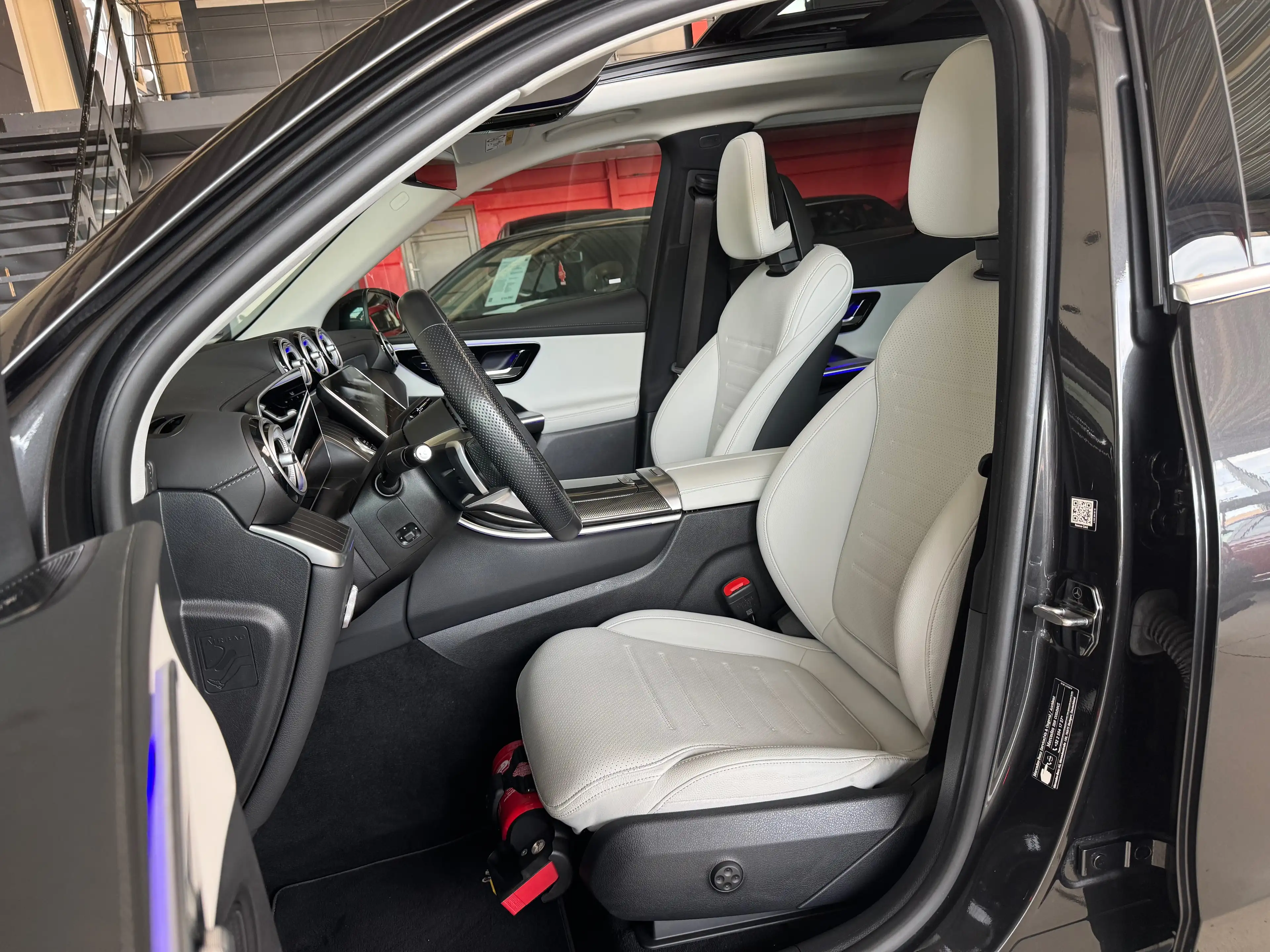 Mercedes-Benz GLC 200 GLC 200 4-MATIC 204cv AMG Luxury Line TOIT PANO CAMERA 360 FULL OPTION 1ER PROPRIETAIRE — photo 13