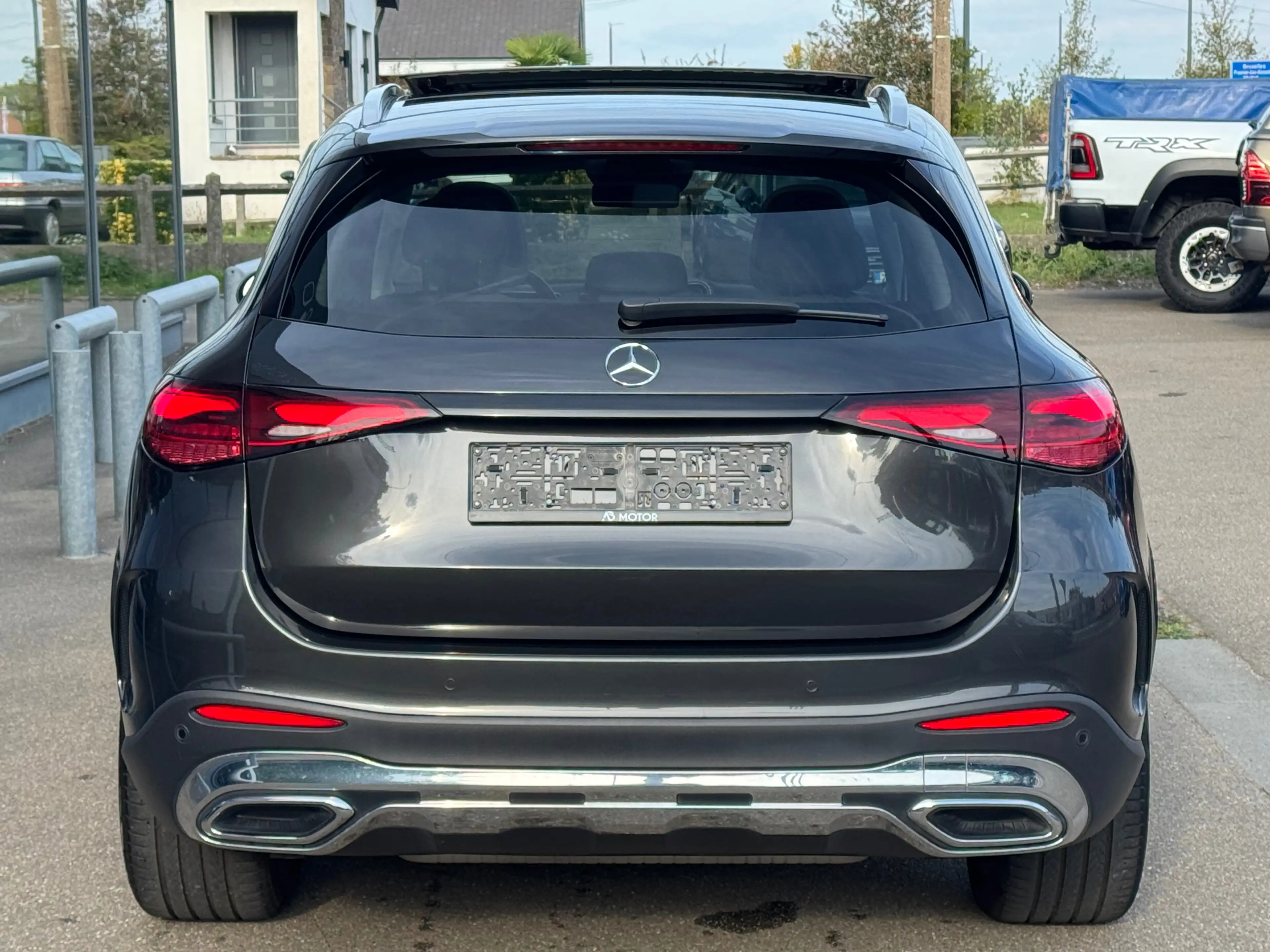 Mercedes-Benz GLC 200 GLC 200 4-MATIC 204cv AMG Luxury Line TOIT PANO CAMERA 360 FULL OPTION 1ER PROPRIETAIRE — photo 8