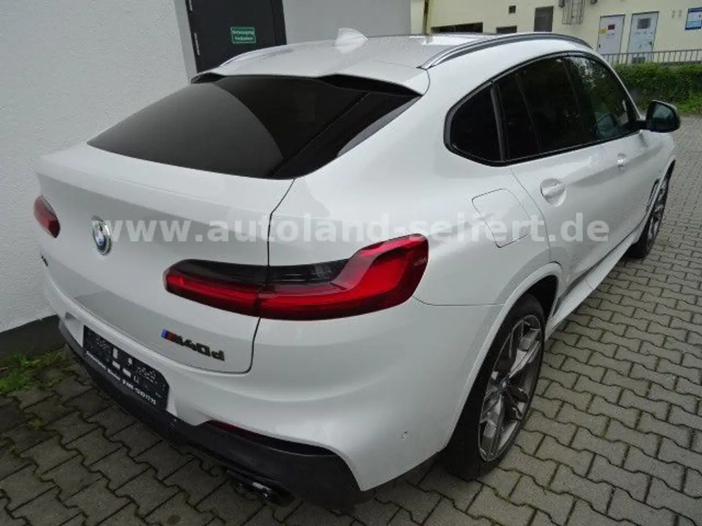 BMW X4 M d xDrive M-Performance/Prof/Pano/HuP/CAM Weiß - 2