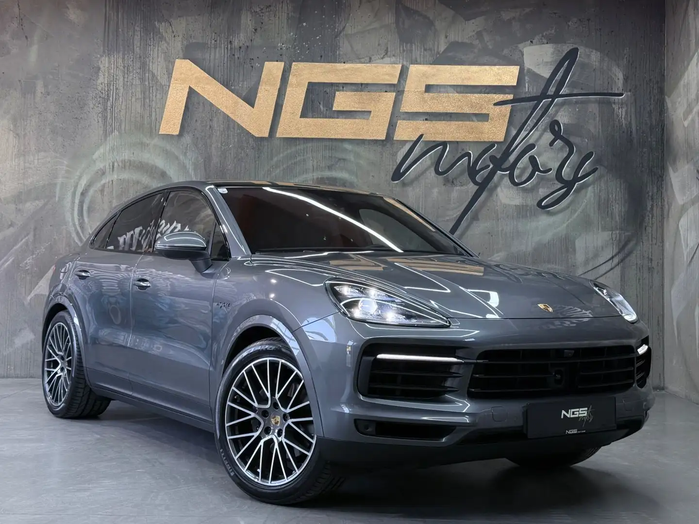 Porsche Cayenne Coupe E-Hybrid APPROVED 12/27 MATRIX SITZBLÜ SPOR Grau - 1