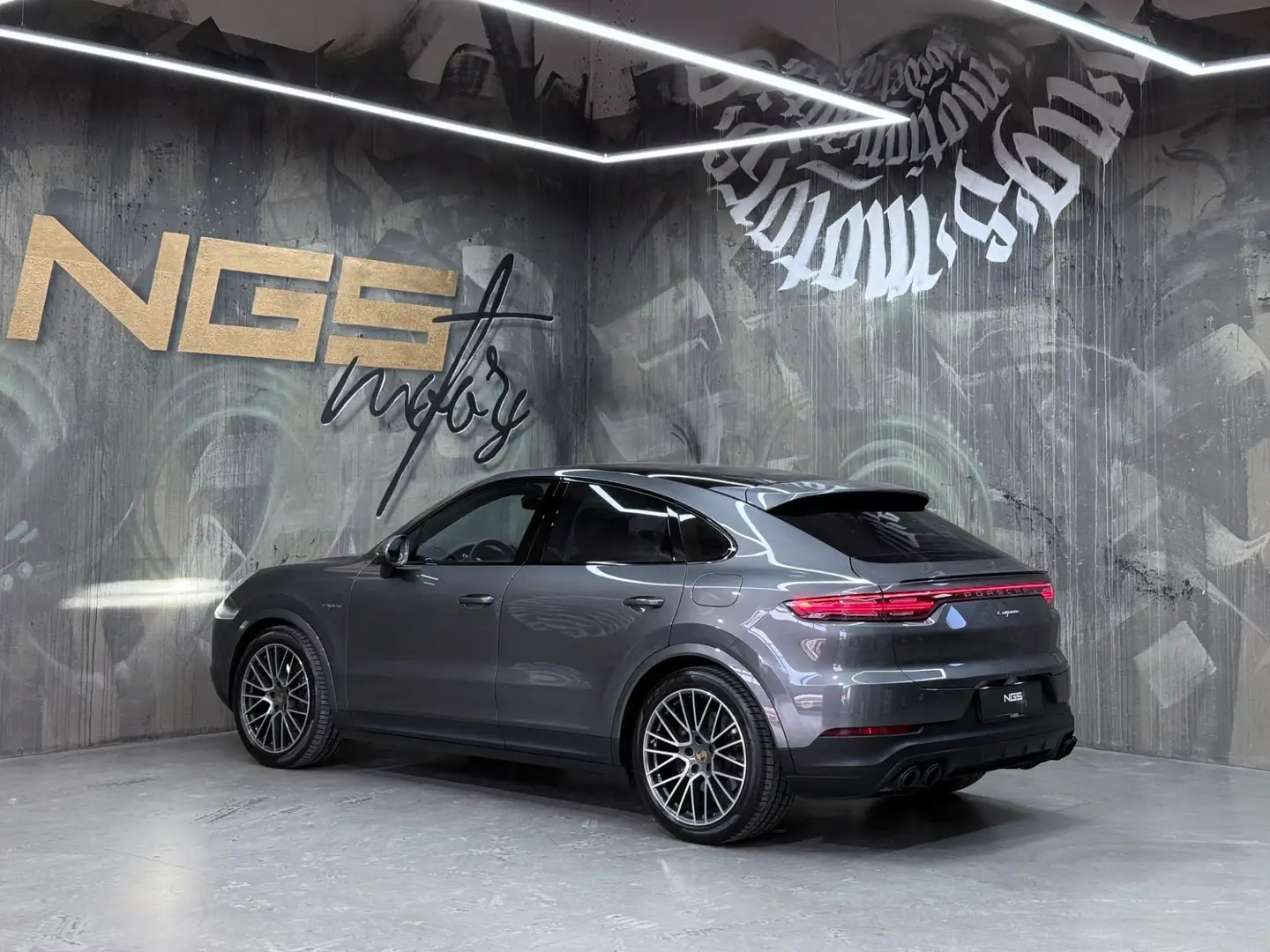 Porsche Cayenne Coupe E-Hybrid APPROVED 12/27 MATRIX SITZBLÜ SPOR Grau - 2
