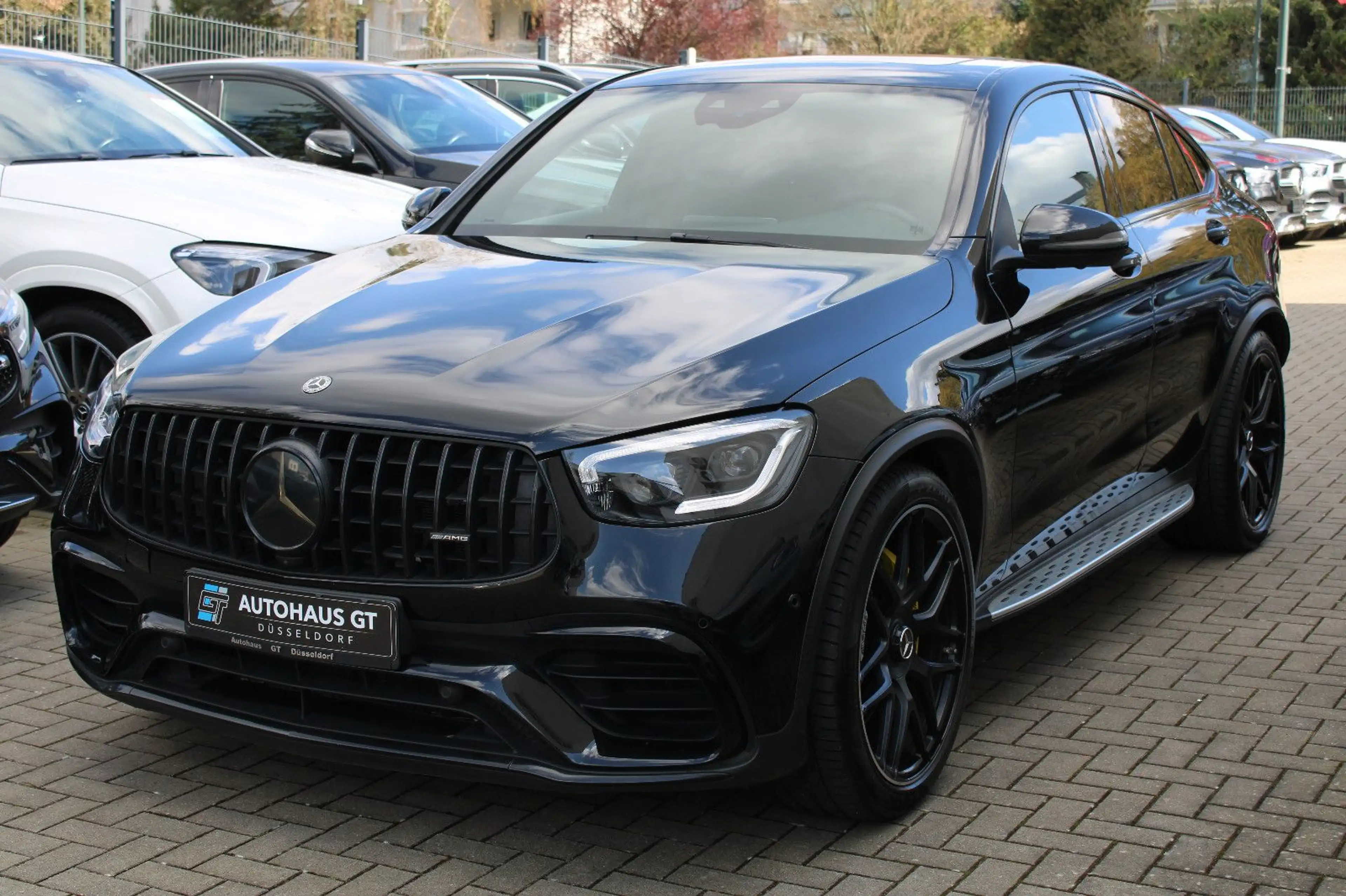 Mercedes-Benz GLC 63 AMG 4Matic+/Distro/Glasd/Leder/360°Ka/AHK — photo 7