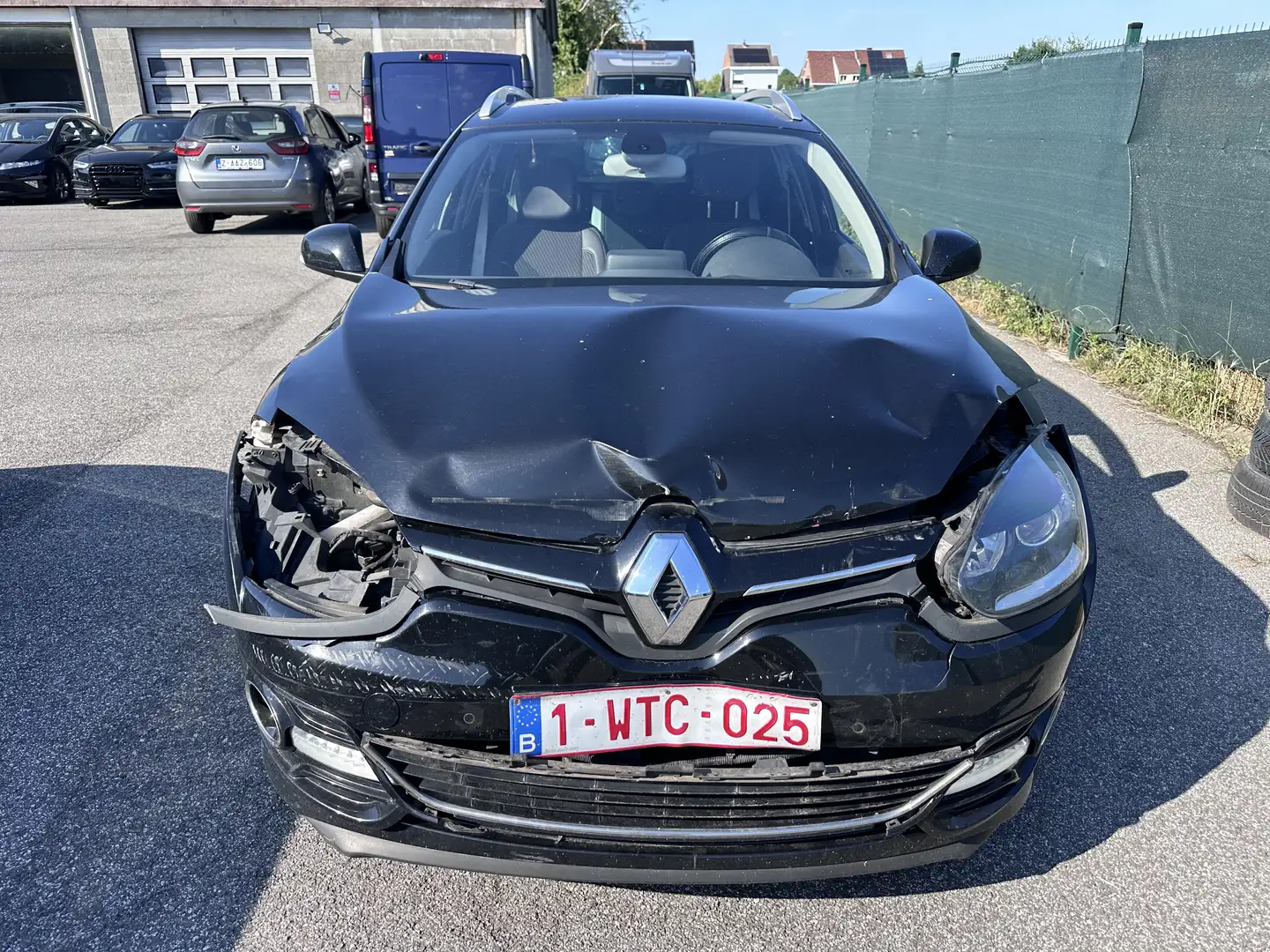 Renault Megane ENERGY dCi 110 Édition Bose - 2