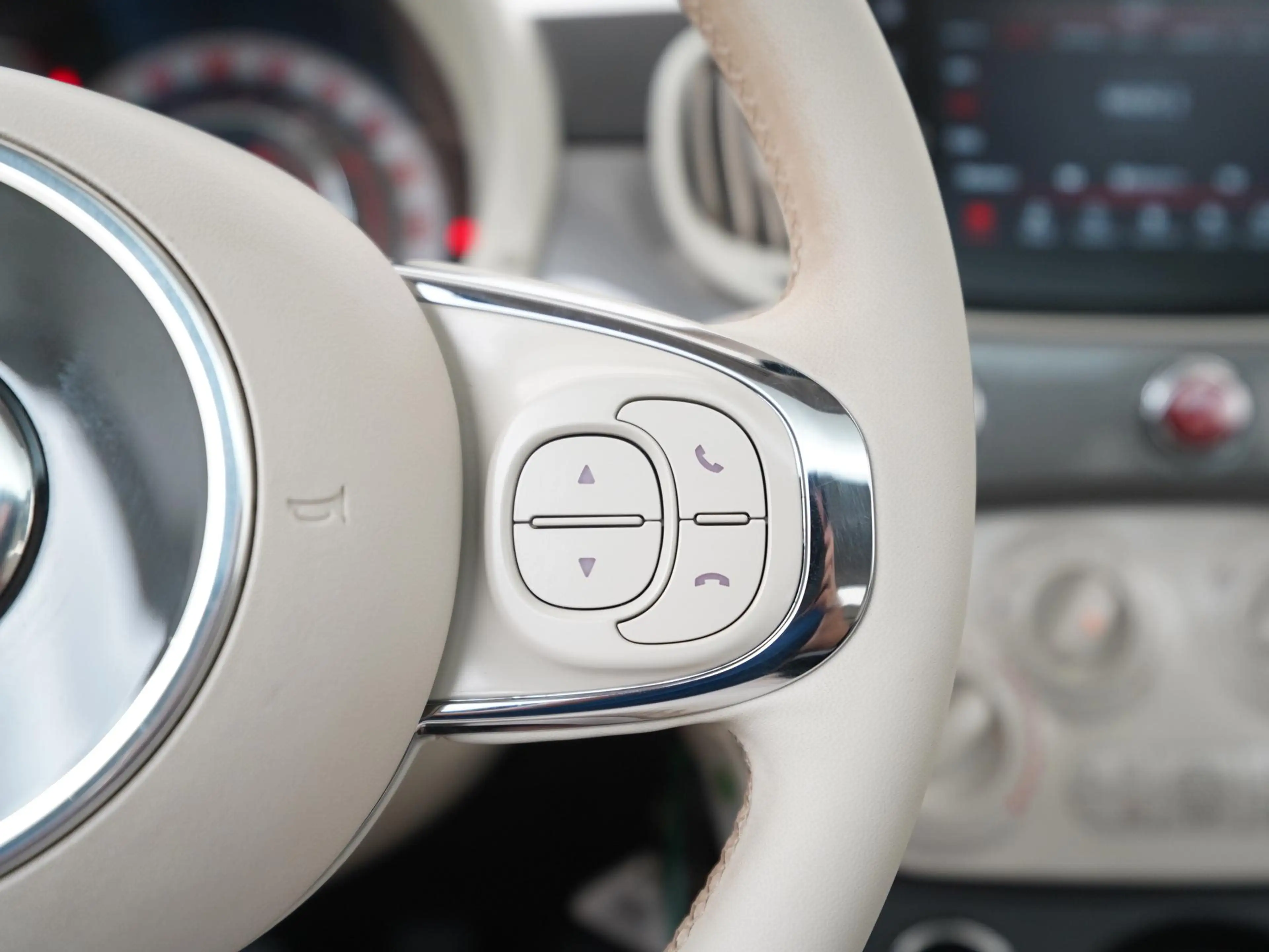 Fiat 500 1.0 Hybrid Lounge | Panoramadak | Zondag Open! — photo 9