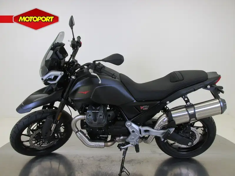 Moto Guzzi V 85 TT - foto 2