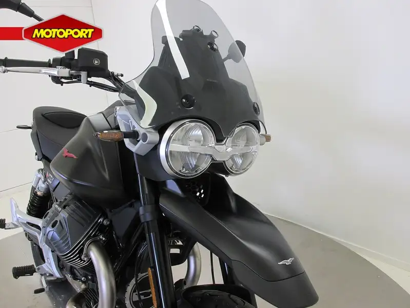 Moto Guzzi V 85 TT - foto 6