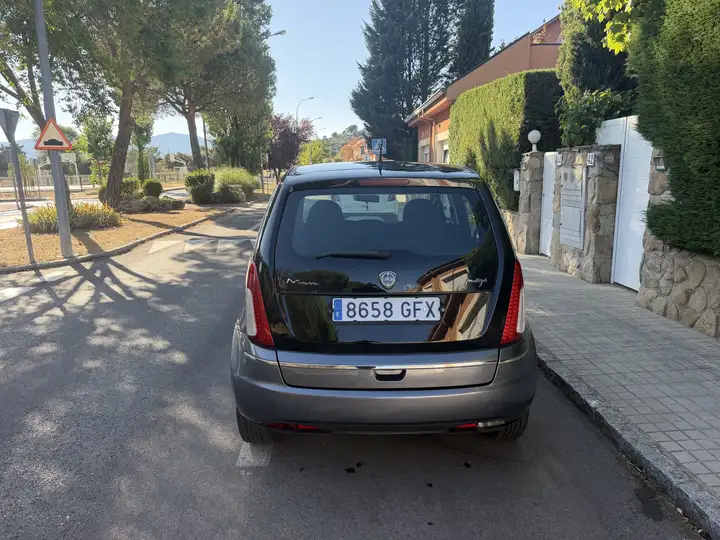 Lancia Musa 1.9 Mtj Platino 2008, foto 5