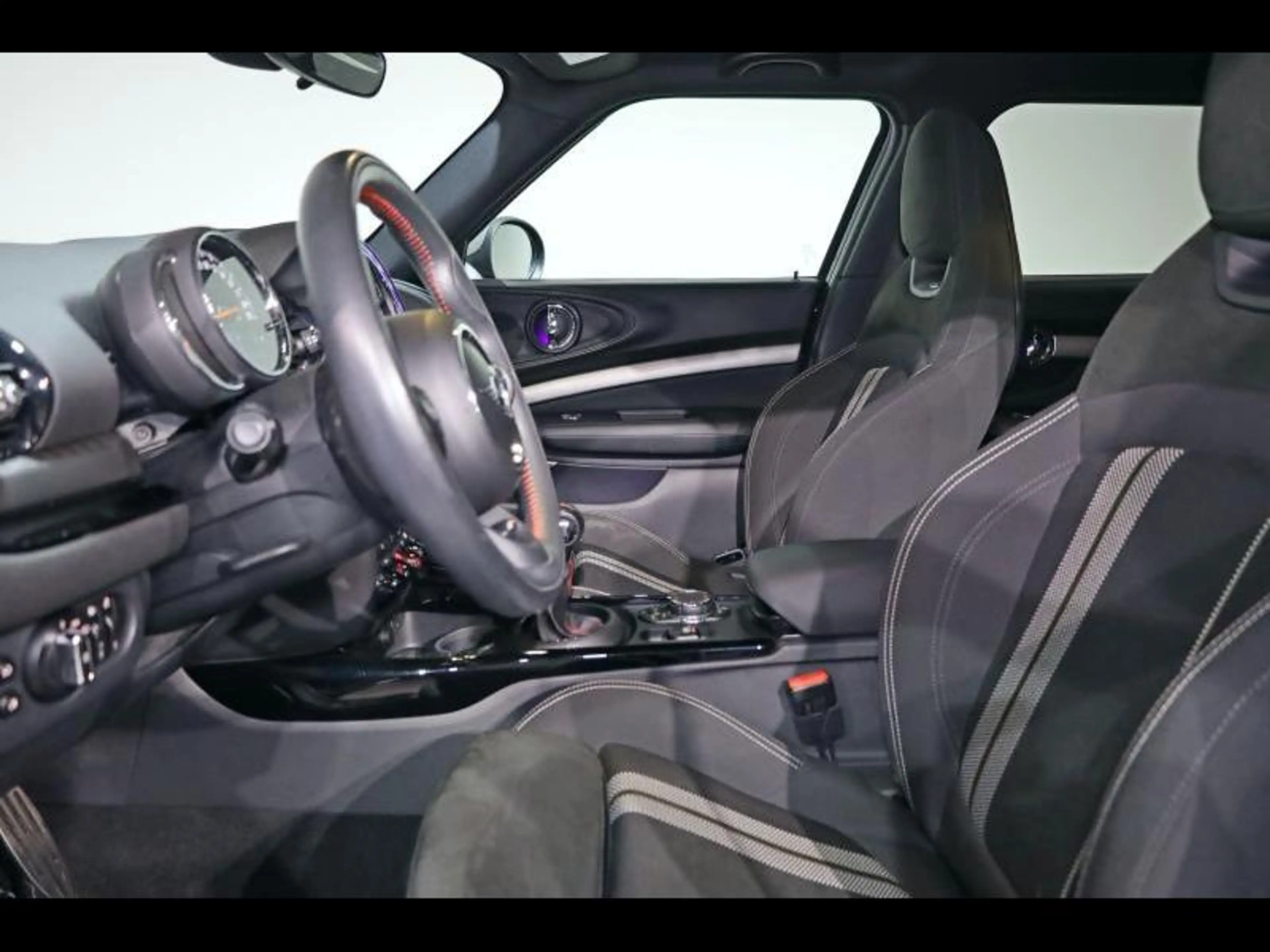 MINI Cooper Clubman — photo 10