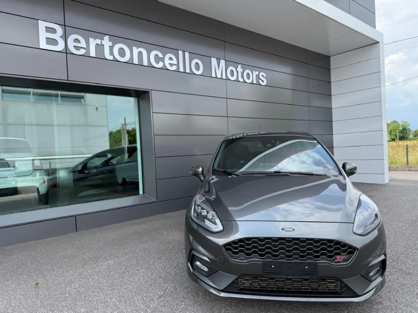 Ford Fiesta ST 1.5 Ecoboost 200CV 3p. WINTER PACK-LED-RECARO Gris - 2