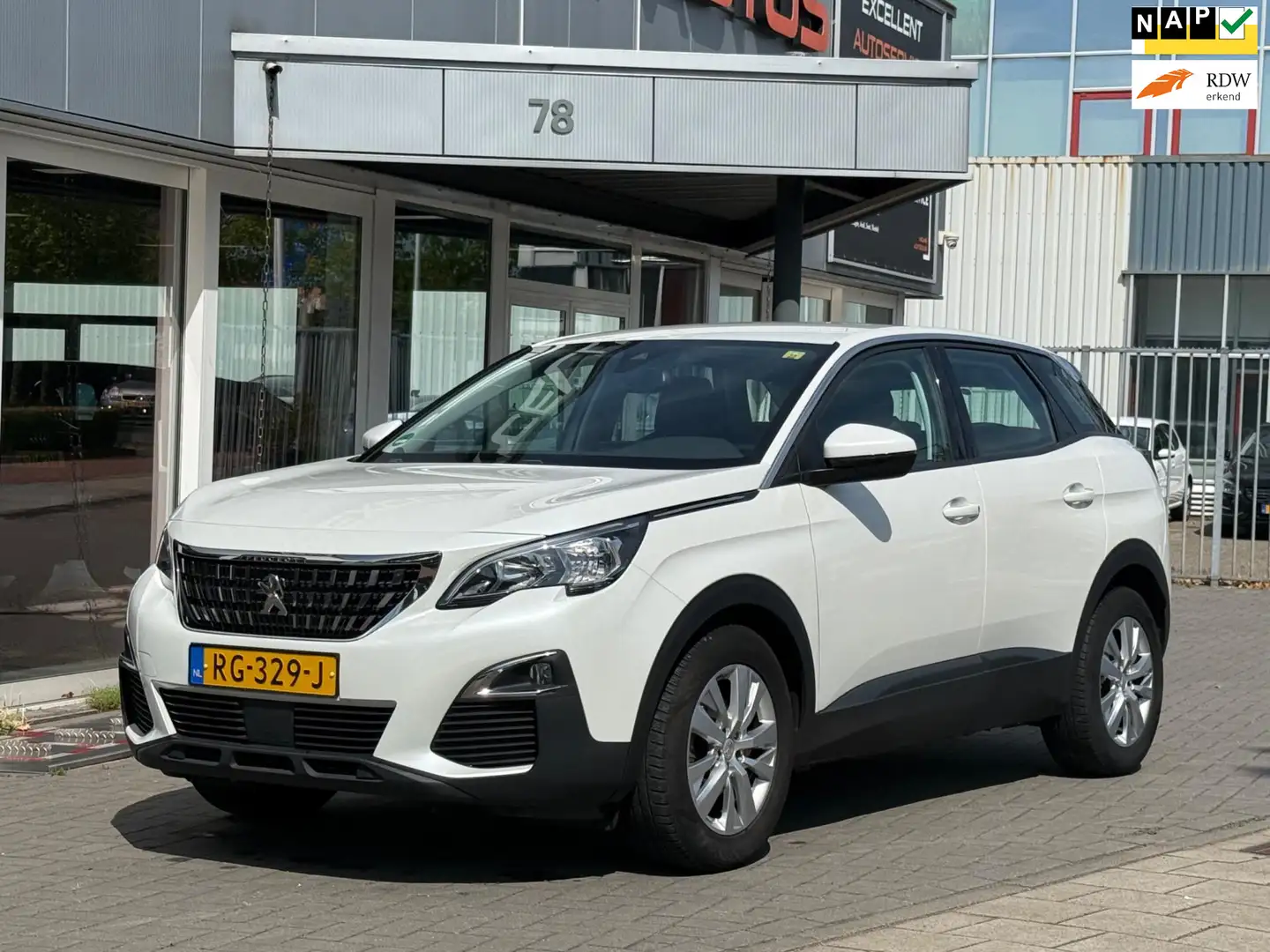 Peugeot 3008 1.6 BlueHDi Blue Lease Executive|Trekhaak|Navi Wit - 1