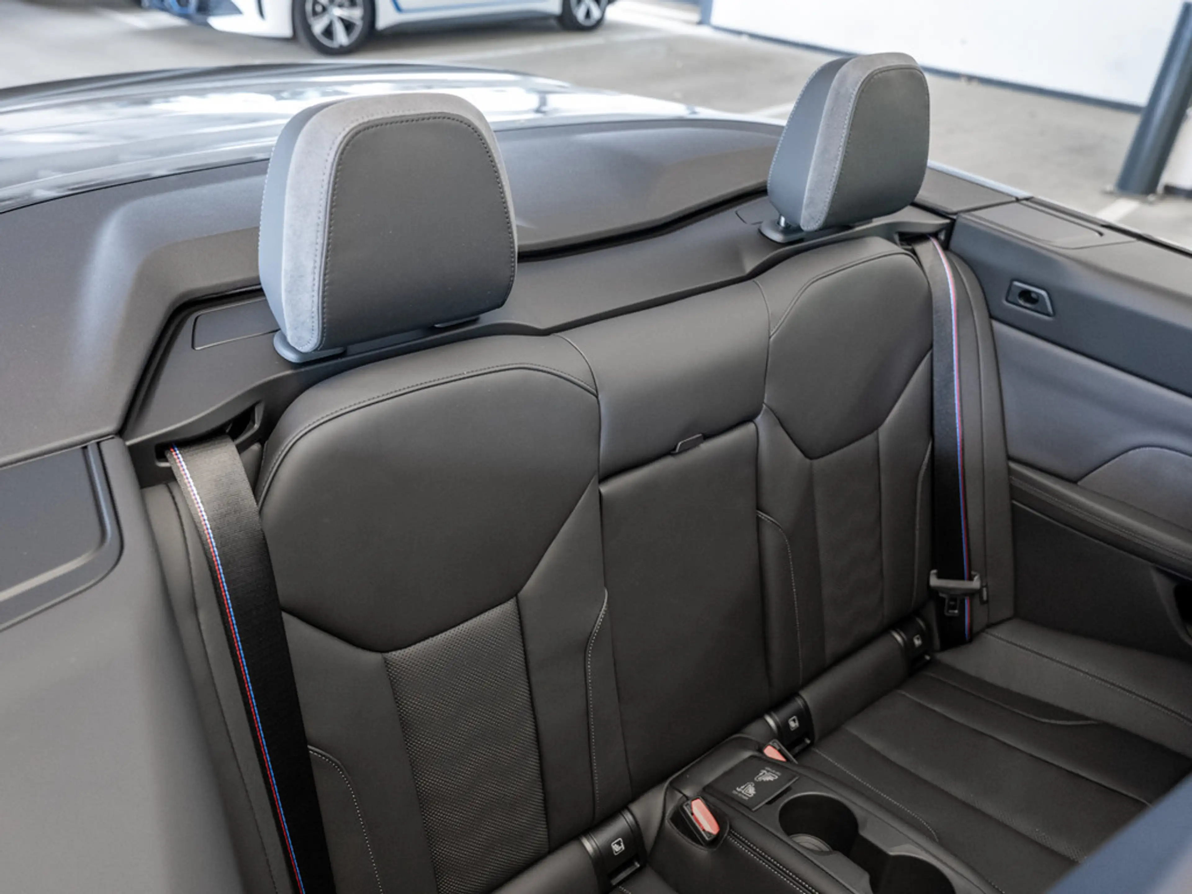 BMW M4 Cabrio Competition xDrive FACEL. 360° LED — photo 10