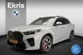 BMW iX2 xDrive30 | M-Sportpakket | LED | HUD | Schuifdak | Grijs - thumbnail 1