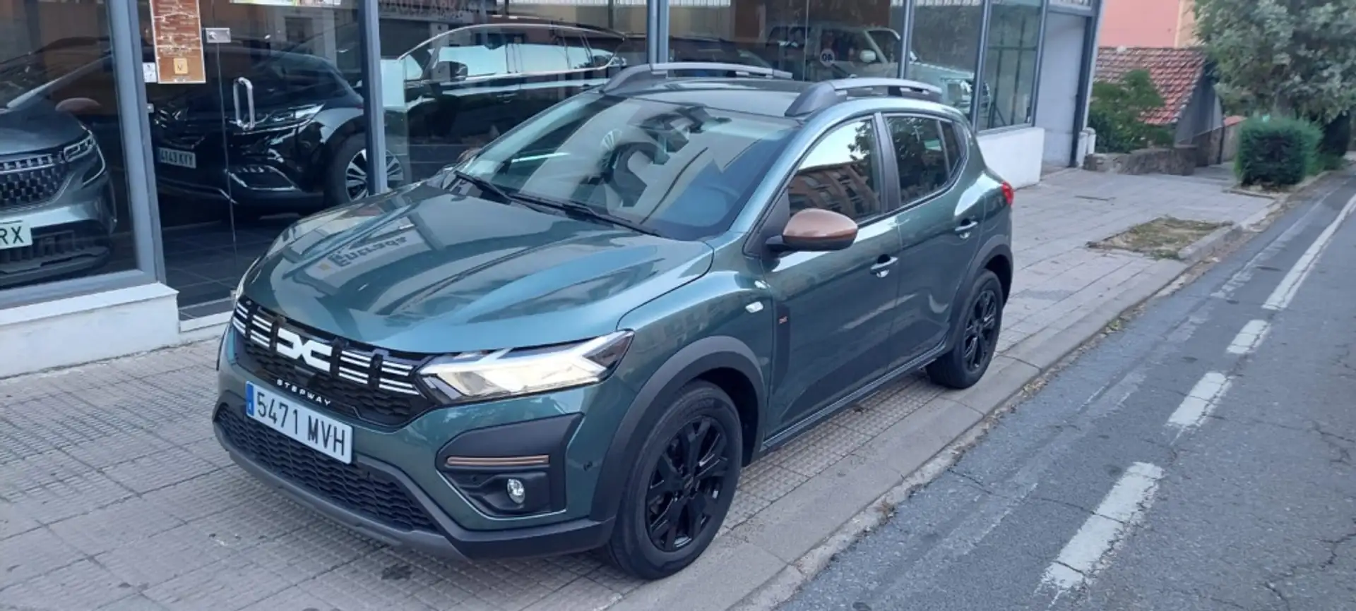 Dacia Sandero Stepway TCe Extreme Go 81kW Verde - 1