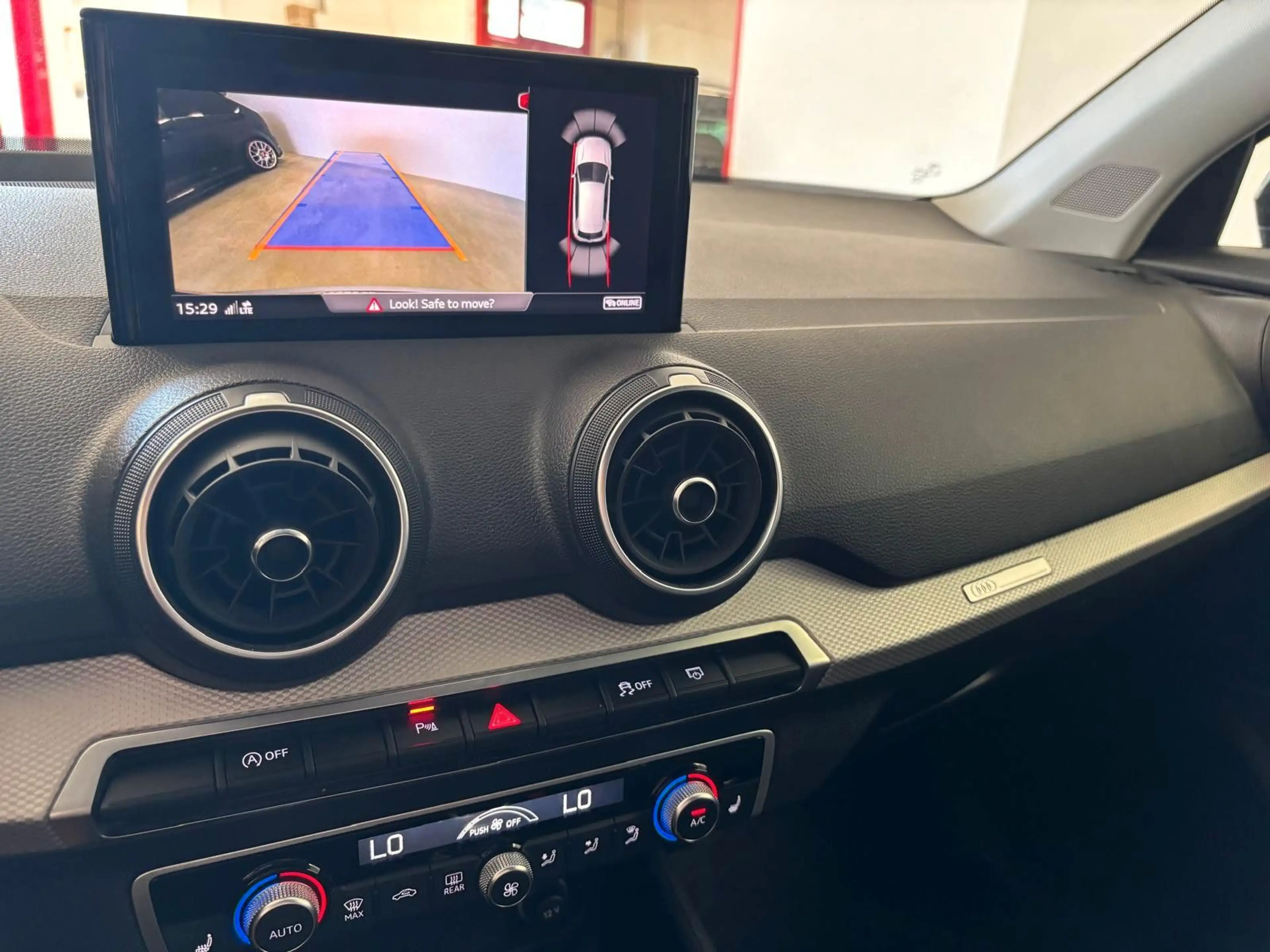 Audi Q2 35 TFSI S line**NAVI**R-KAMERA**SHZ** — photo 10