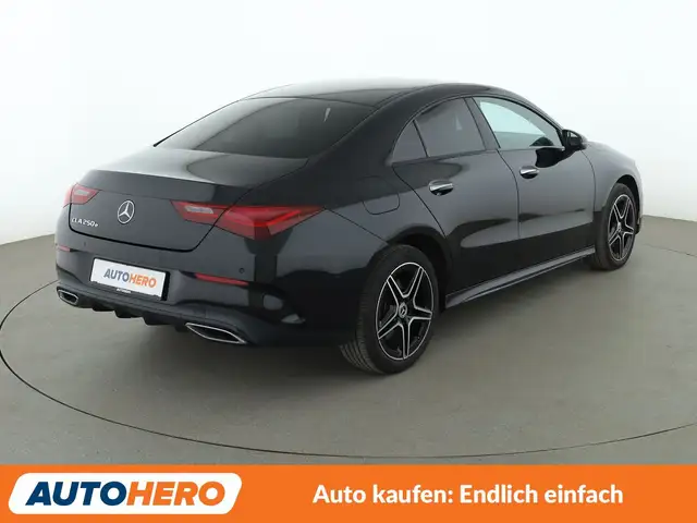 Mercedes-Benz CLA view 6