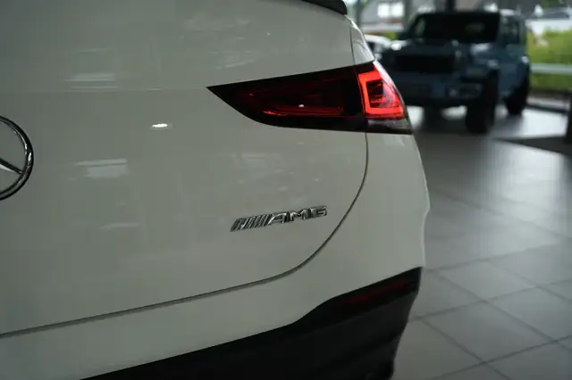 Mercedes-Benz Gle view 15