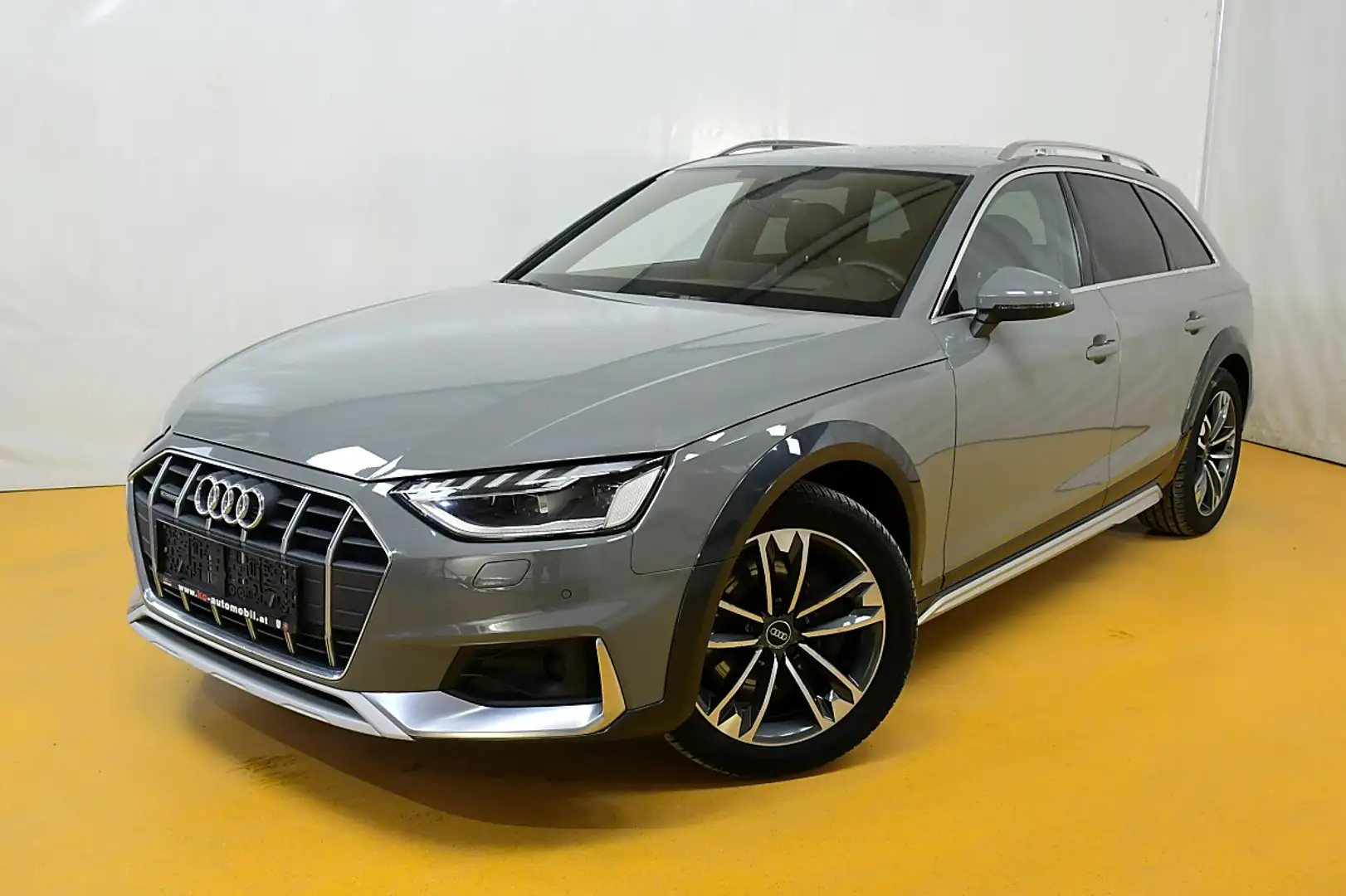 Audi A4 allroad A4 Allroad quattro 50 TDI quattro S-tronic Grau - 1