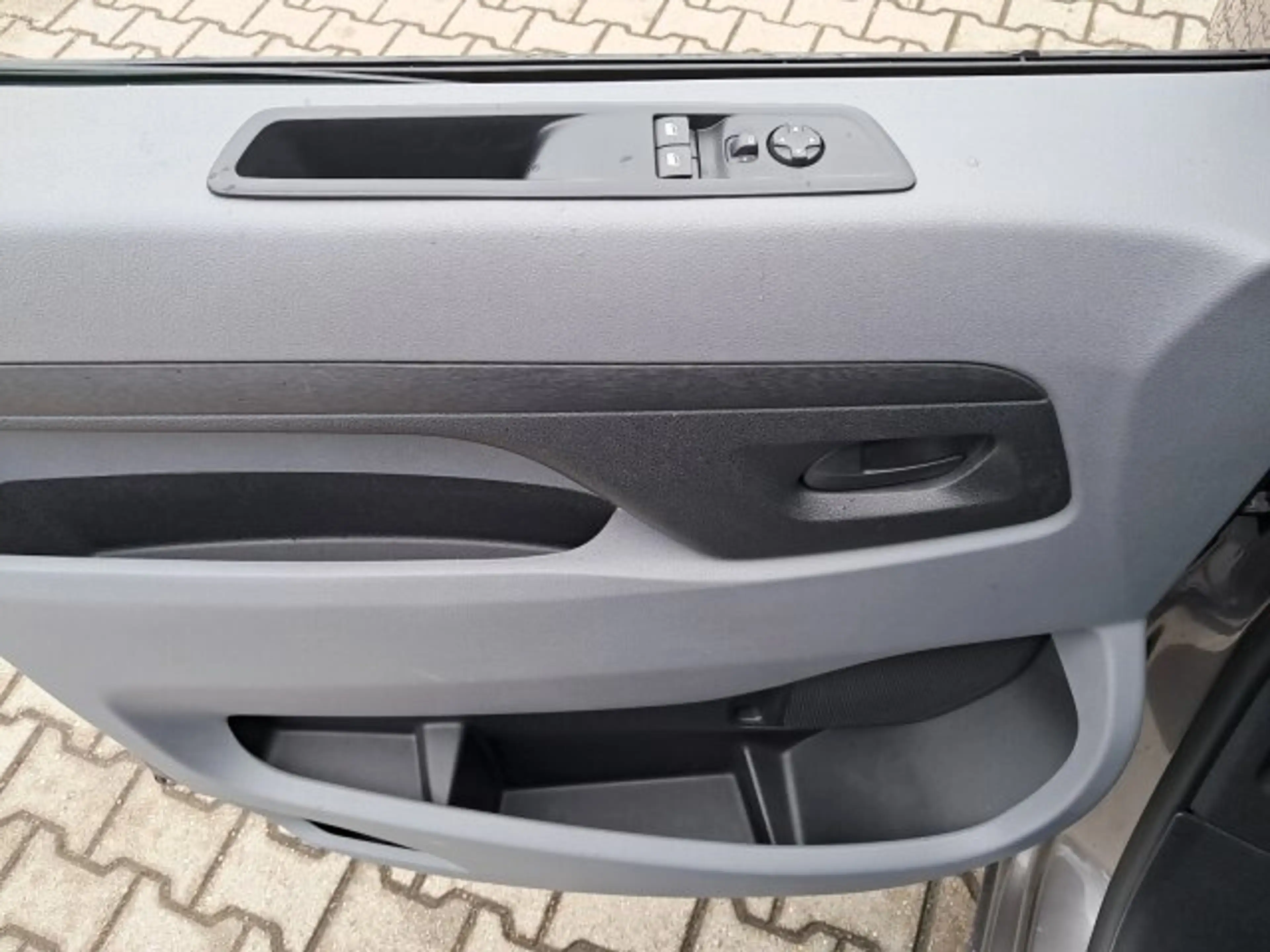 Opel Zafira Life Vivaro Kombi 1.5 D L 9-Sitzer Klima DAB-Tuner — photo 8