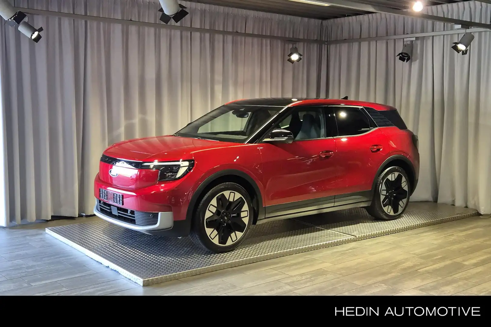 Ford Explorer Premium Extended Range RWD 77 kWh Rood - 1