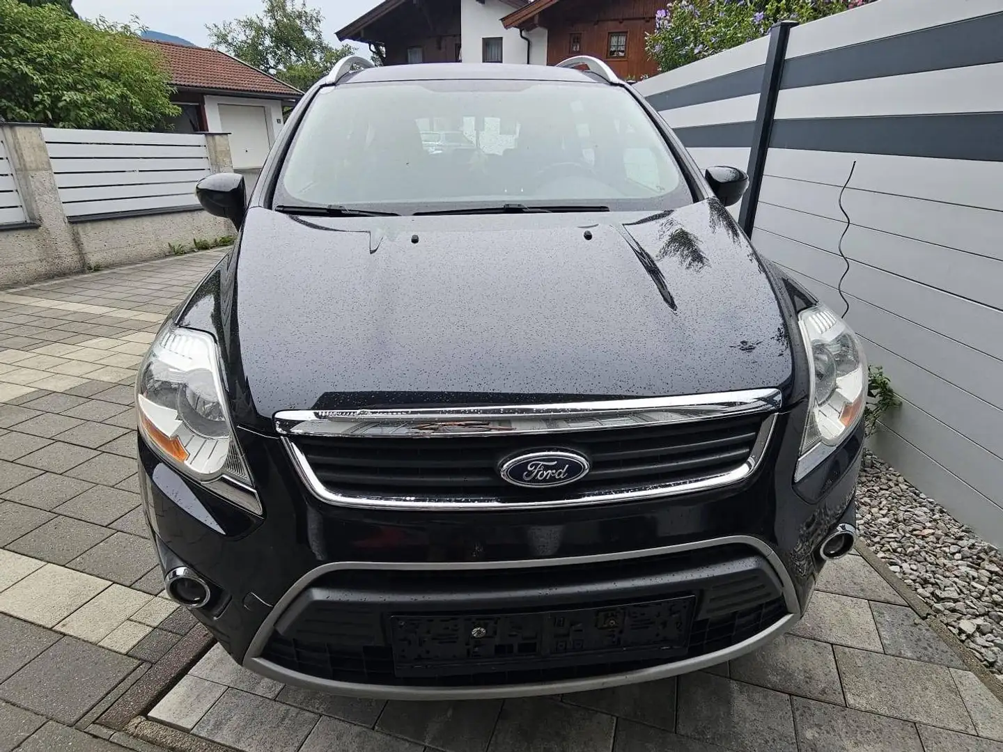 Ford Kuga Kuga 2,0 Trend TDCI DPF Trend Schwarz - 1