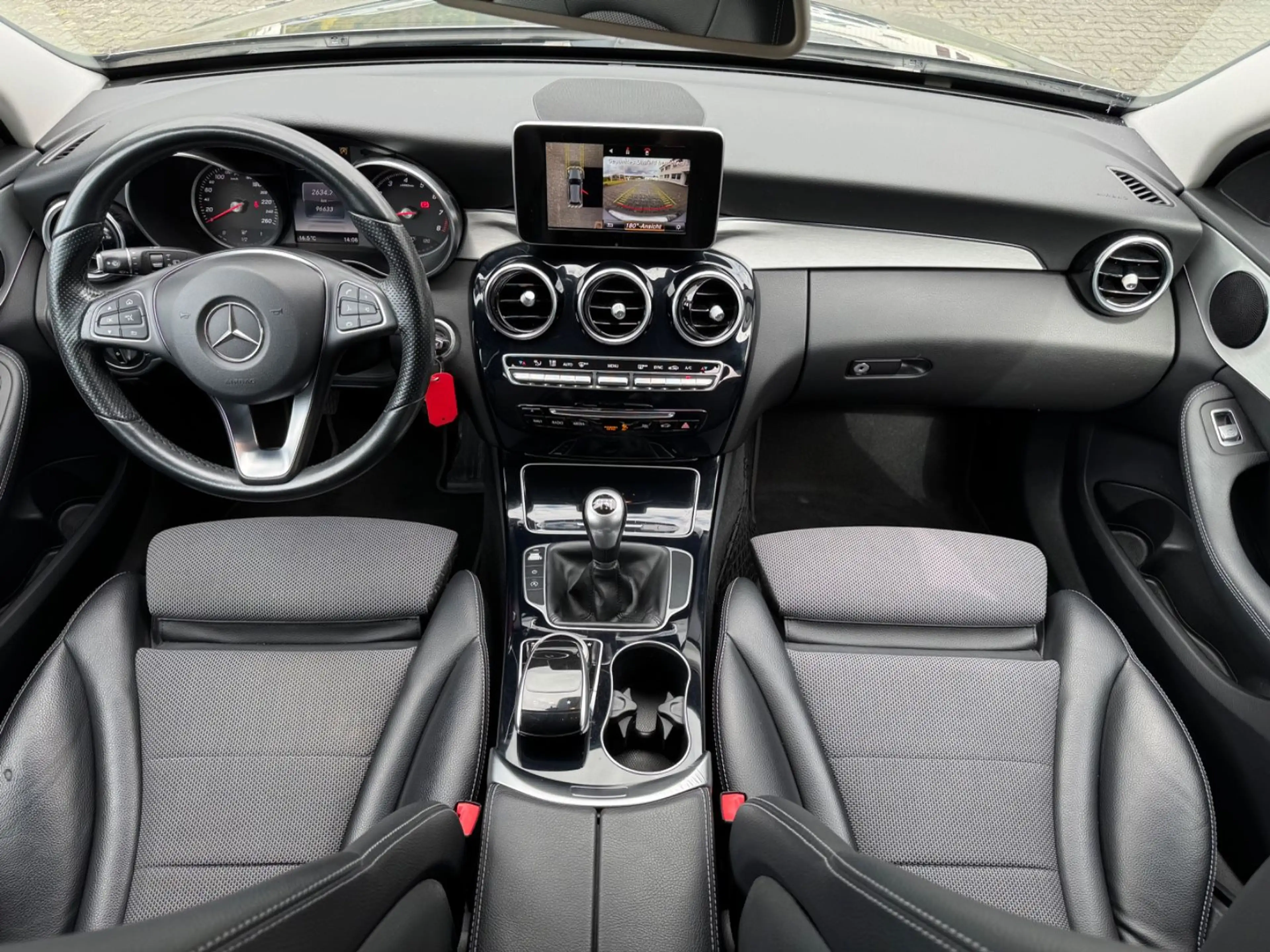 Mercedes-Benz C 180 Avantgarde-LED-AHK-Teilleder-360°-Kamera — photo 11