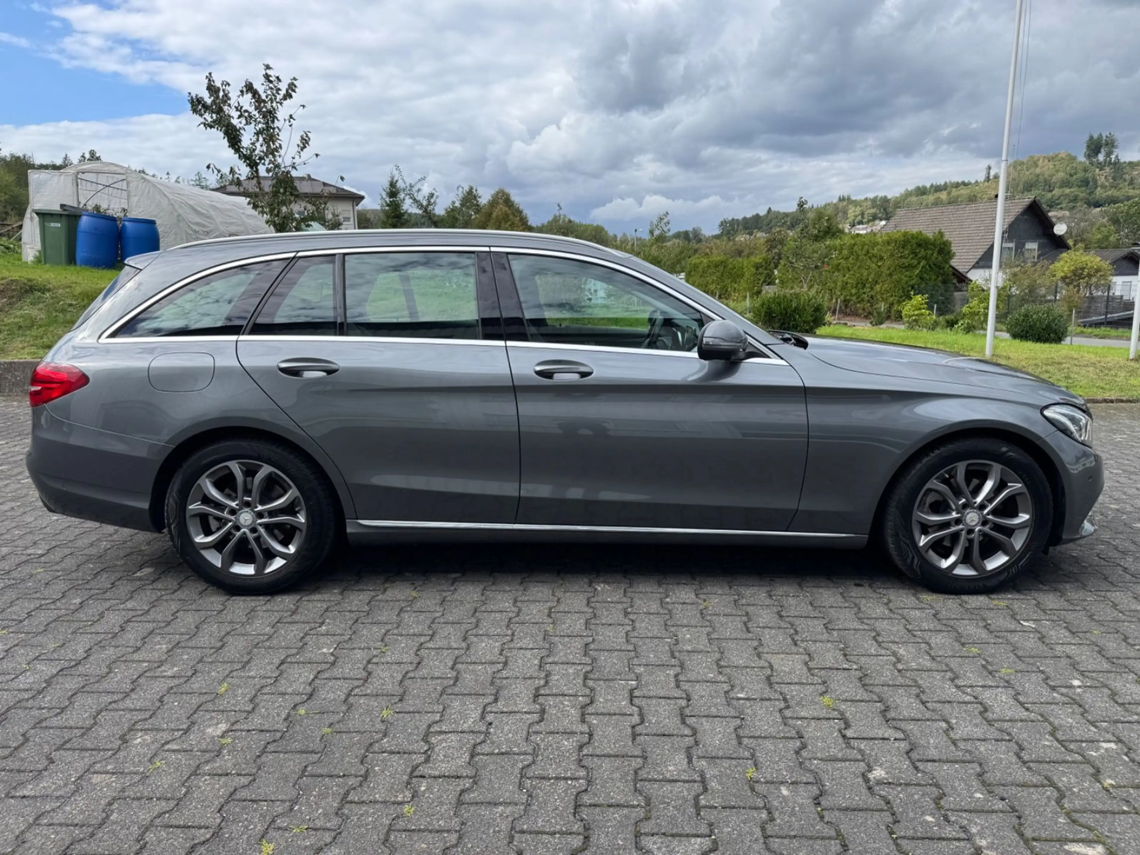 Mercedes-Benz C 180 Avantgarde-LED-AHK-Teilleder-360°-Kamera — photo 7