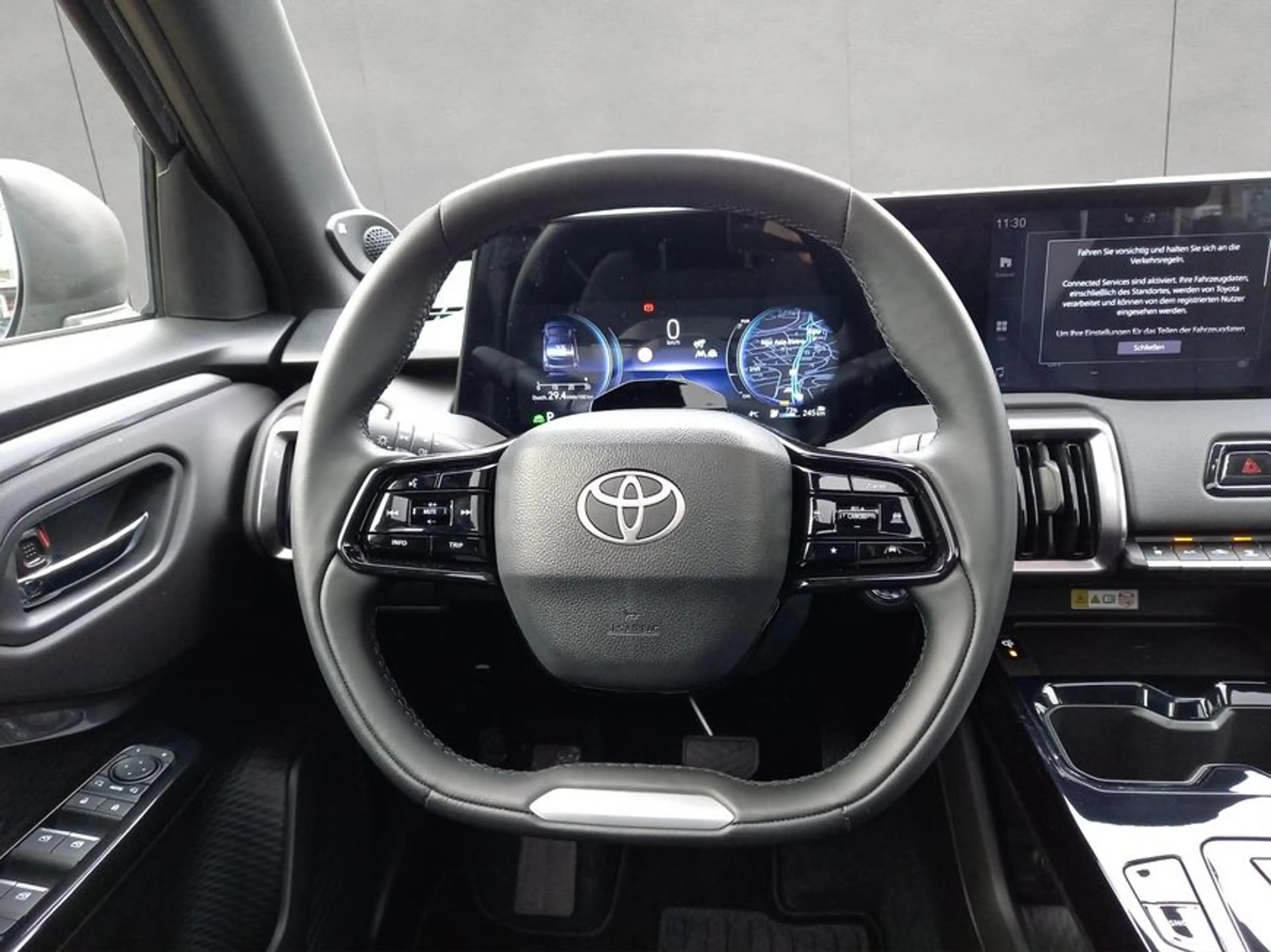 Toyota Urban Cruiser 61kWh Lounge 360° Keyless LED — photo 12