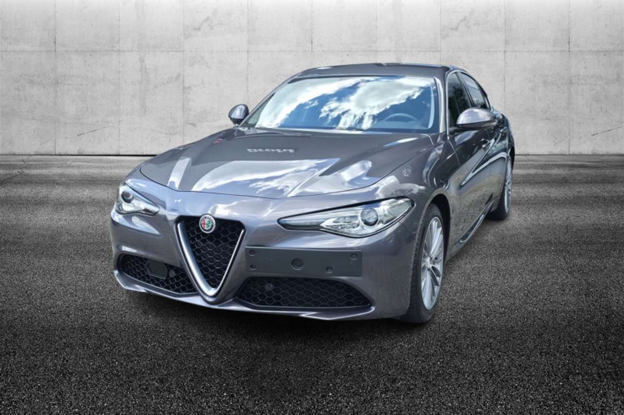 Alfa Romeo Giulia 2.0 Turbo 200 CV AT8 Super