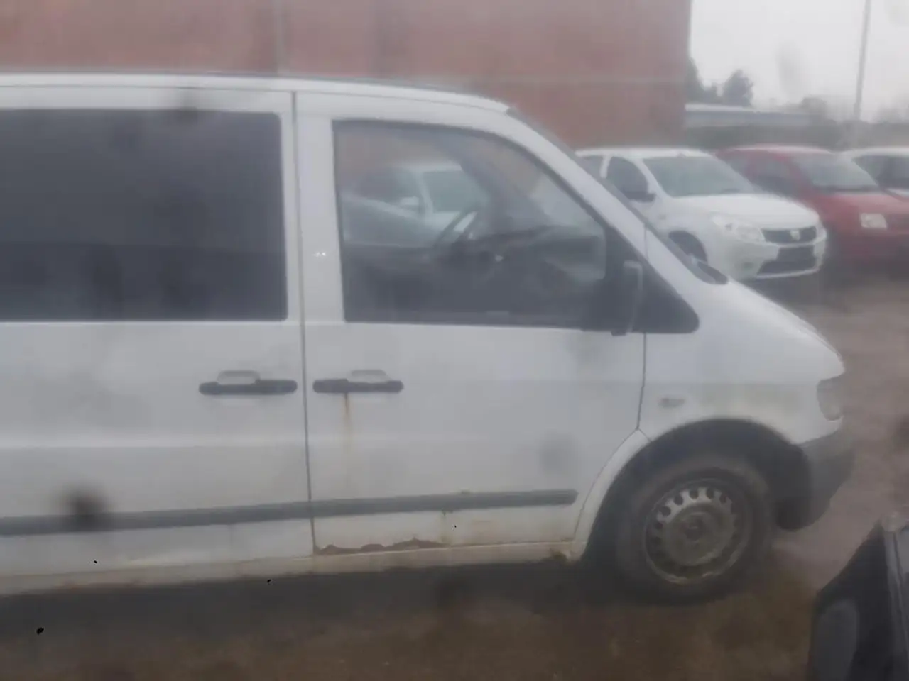 Mercedes-Benz Vito 112 CDI Kasten (638), foto 5