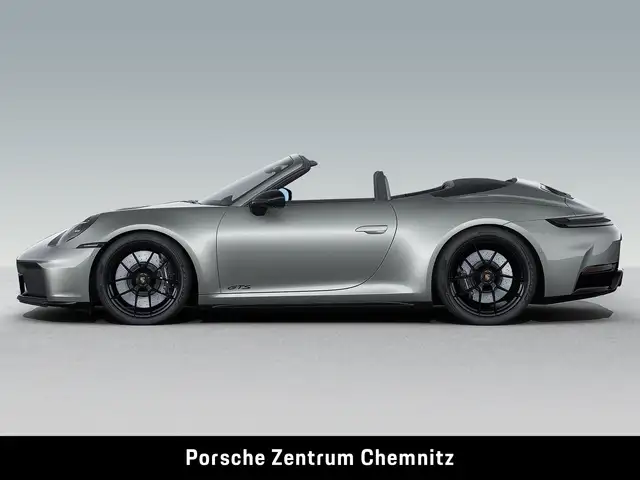 Porsche 911 view 2